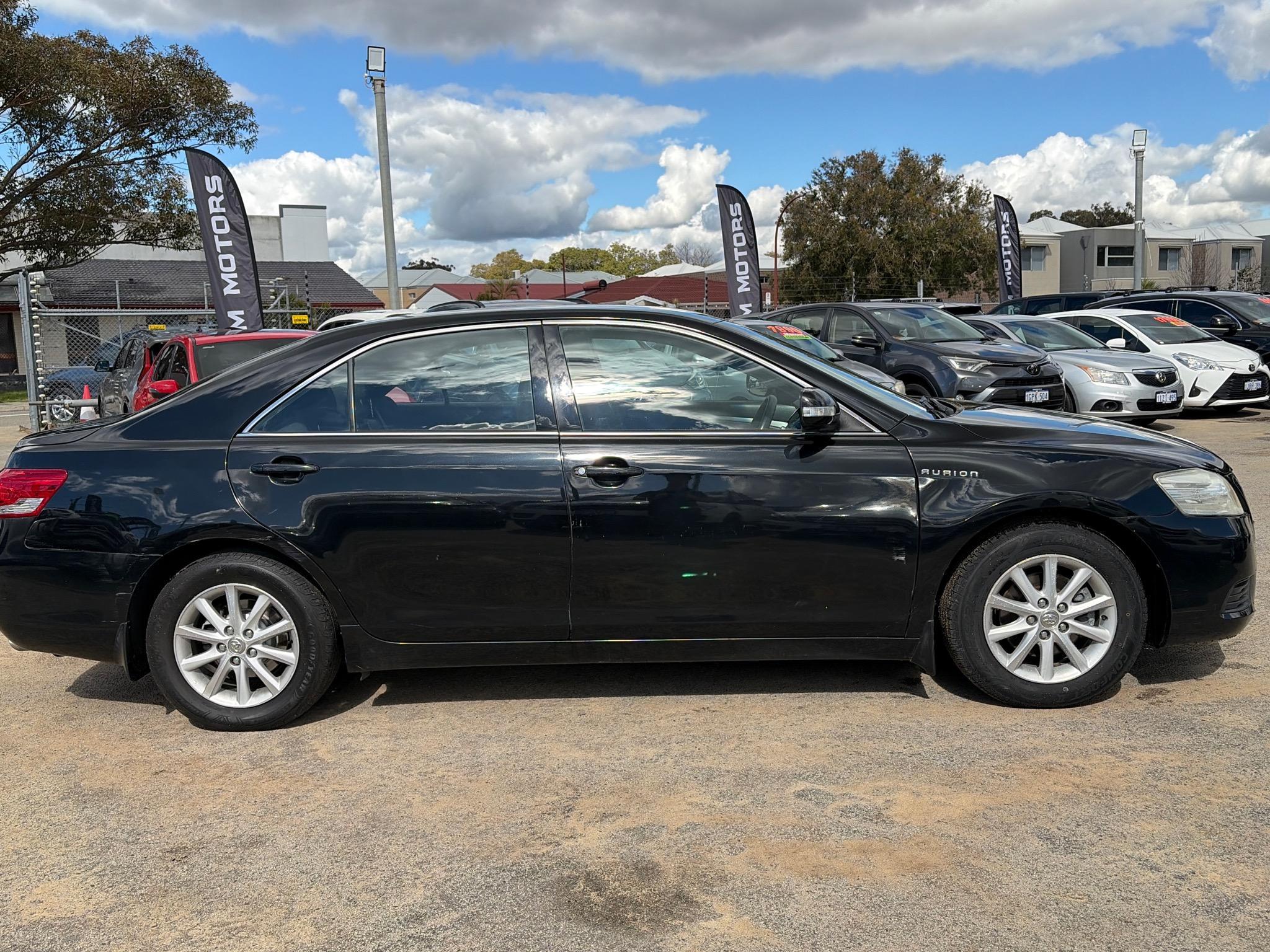 TOYOTA AURION