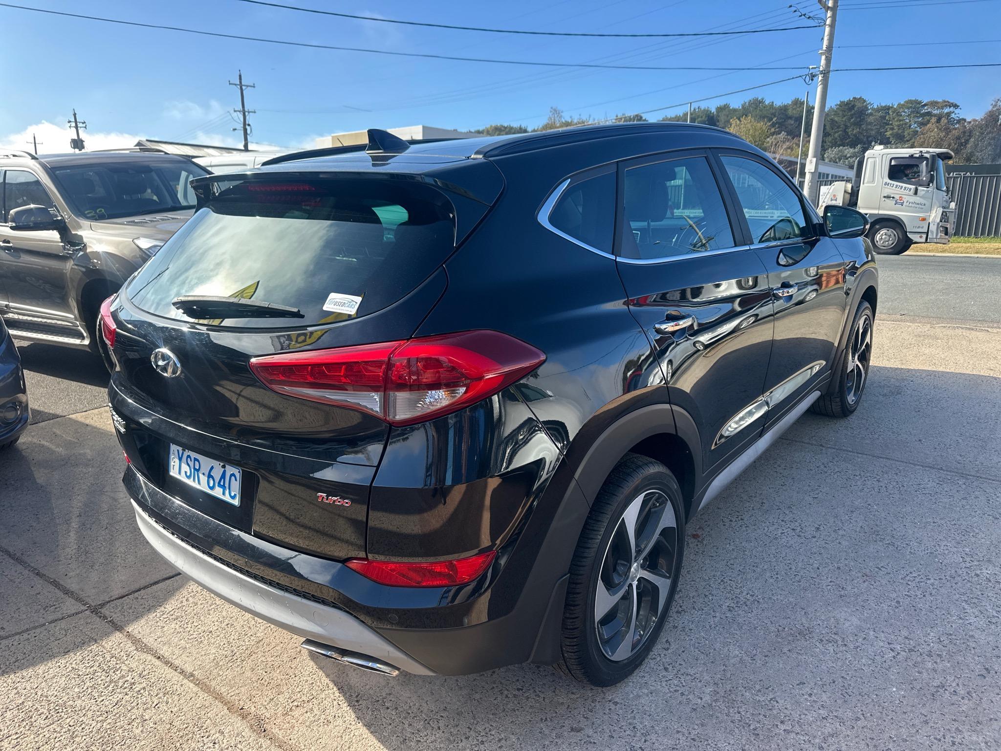 HYUNDAI TUCSON