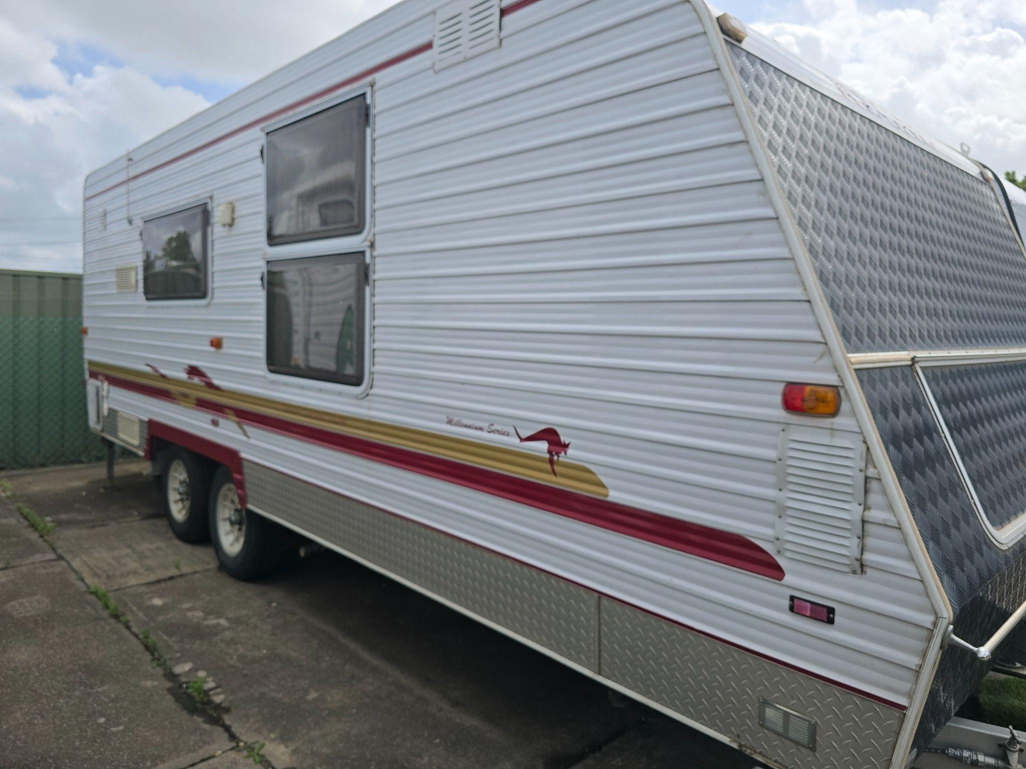 REGAL DELUXE COMFORT TOURER