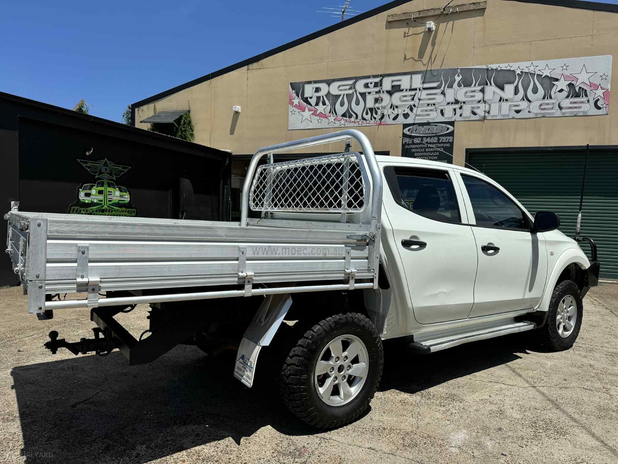 MITSUBISHI TRITON
