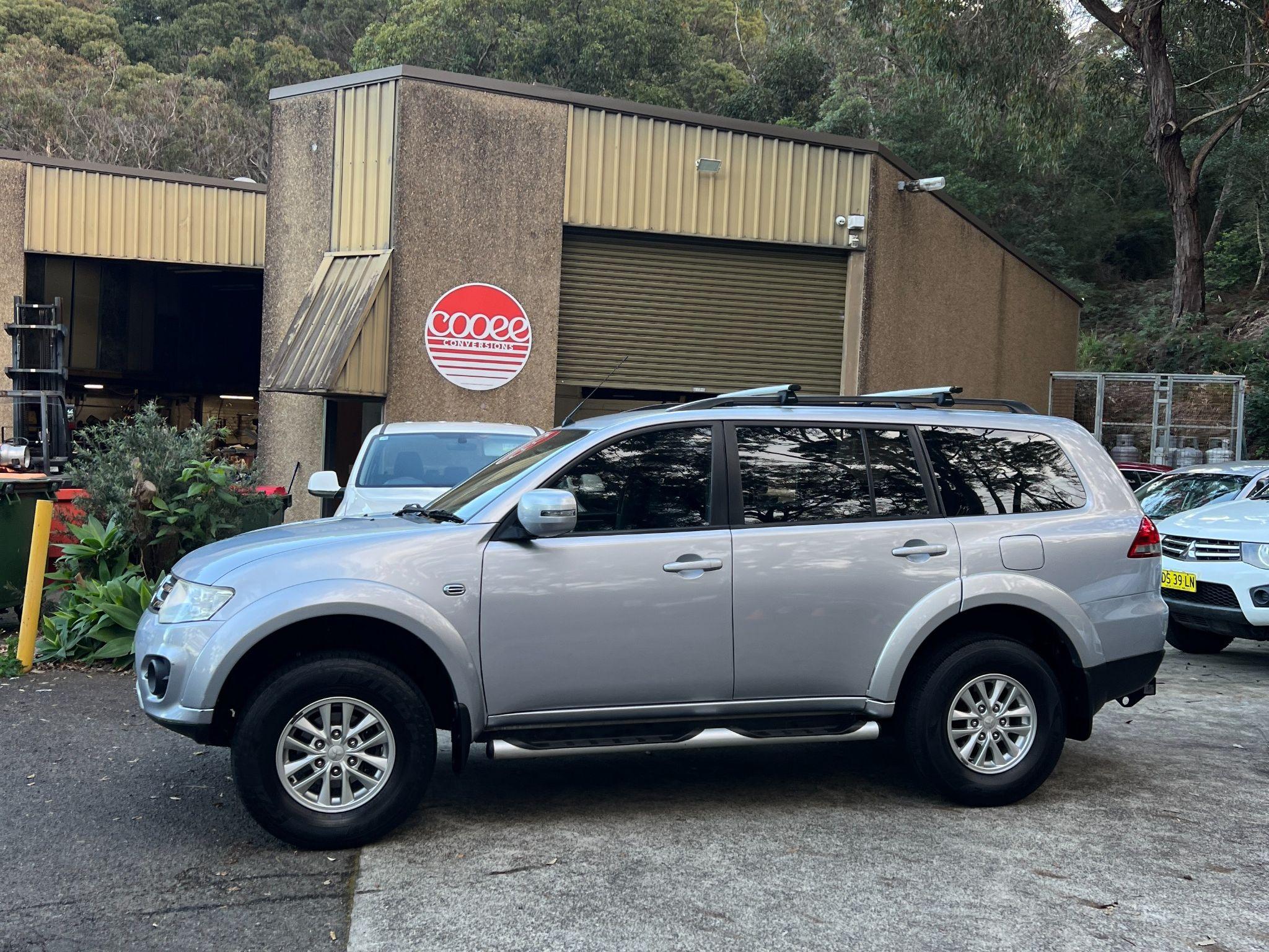 MITSUBISHI CHALLENGER