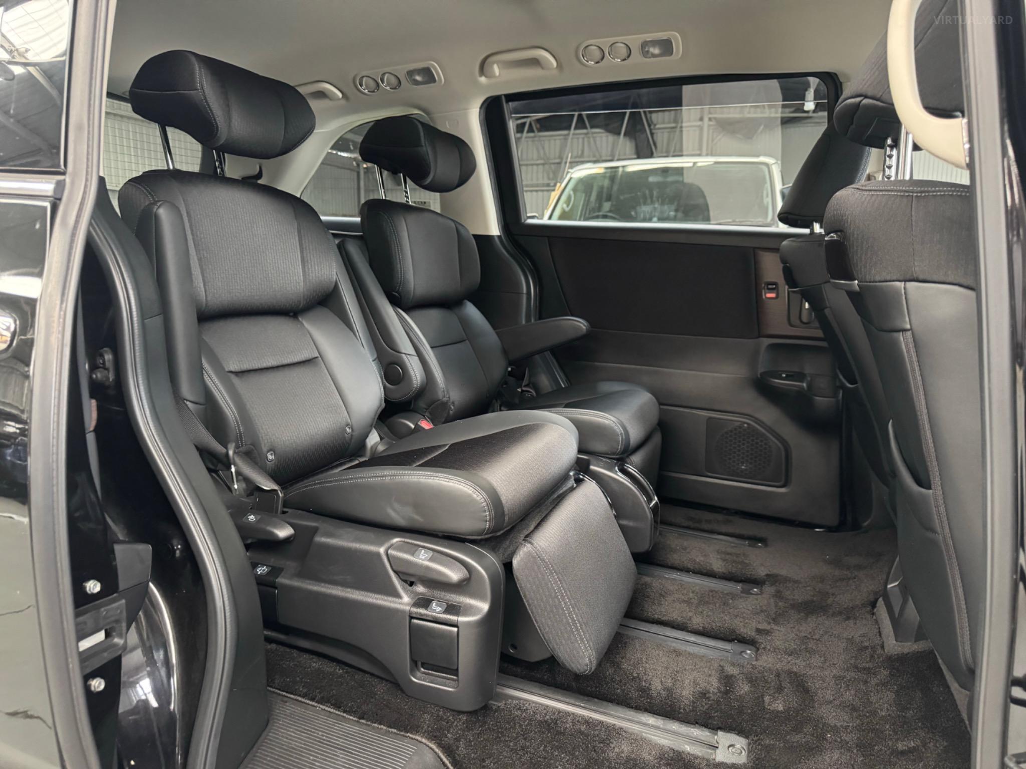 HONDA ODYSSEY (7 SEAT)