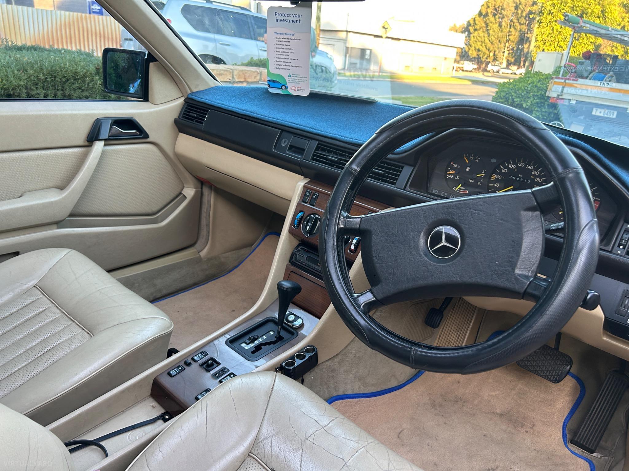 MERCEDES-BENZ 300
