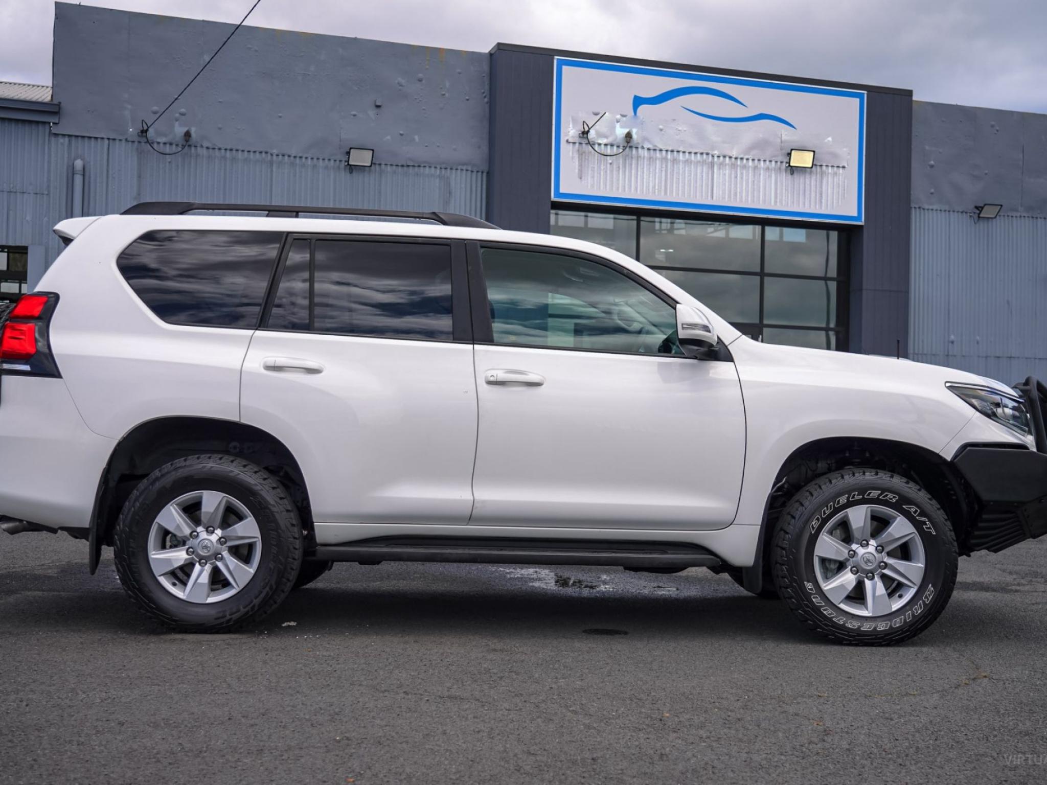 Toyota Landcruiser Prado