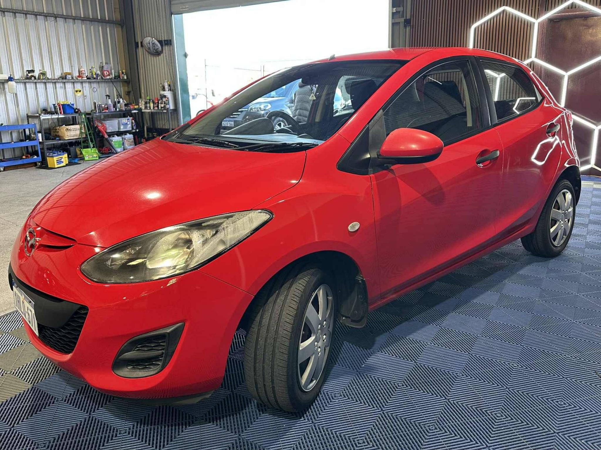 MAZDA MAZDA2