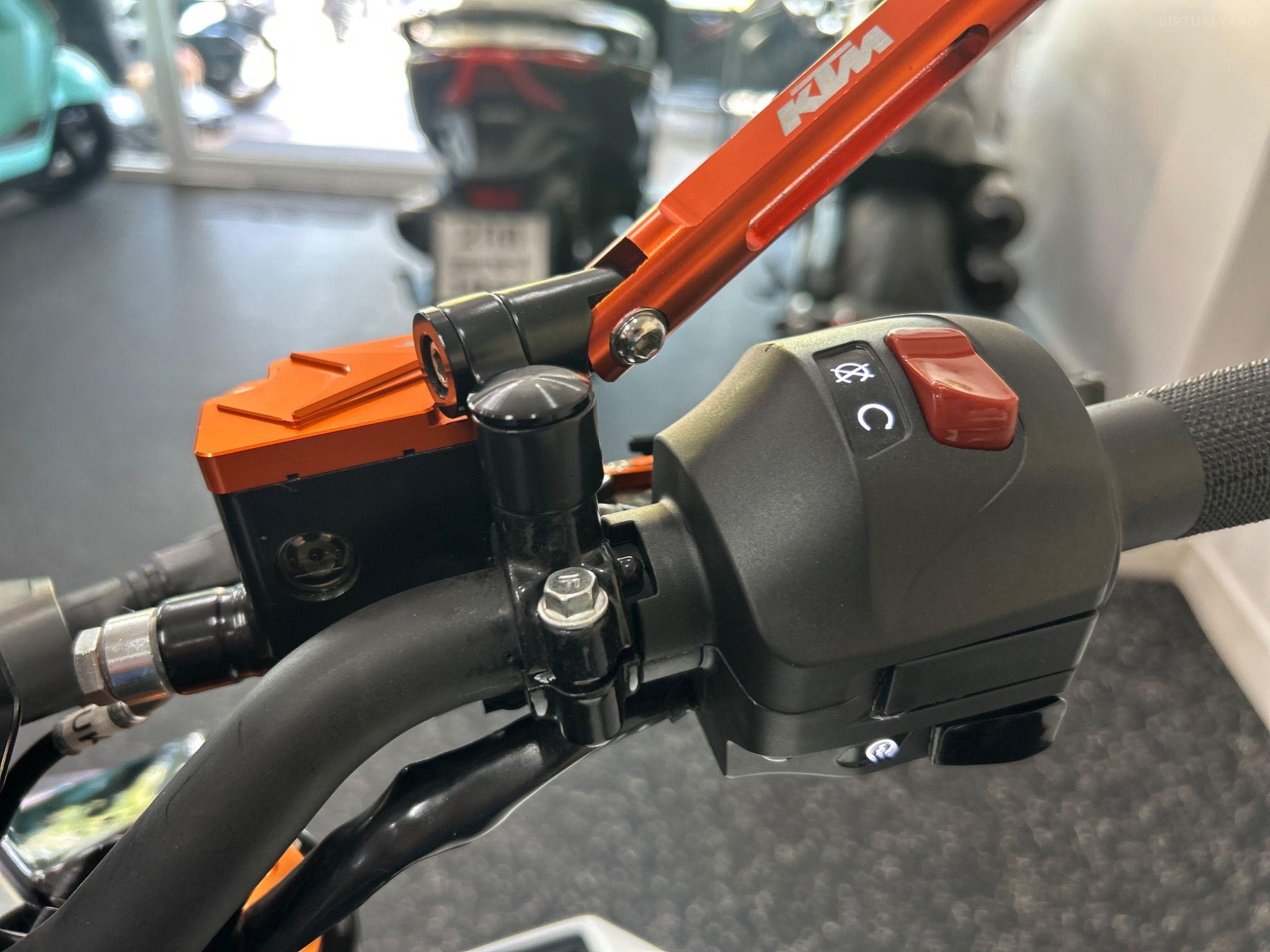 KTM 390 DUKE