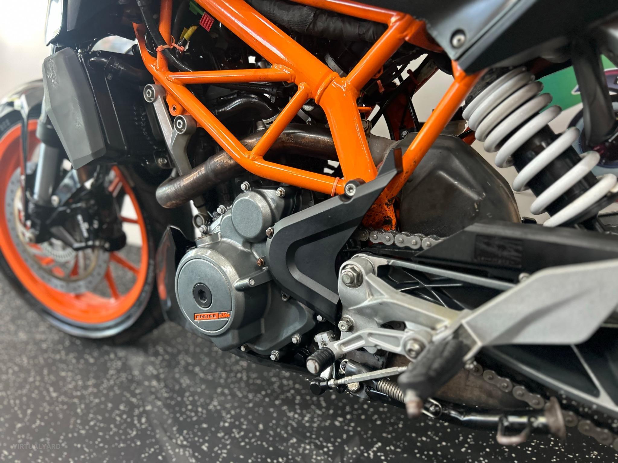 KTM 390 DUKE