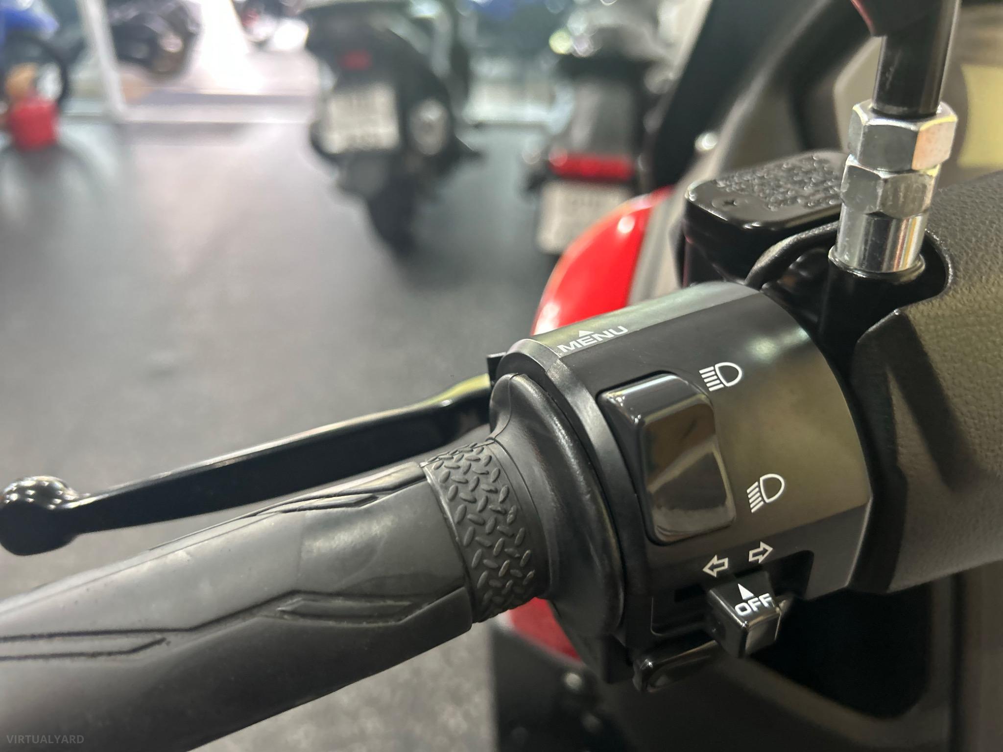 YAMAHA N-MAX 155 ABS