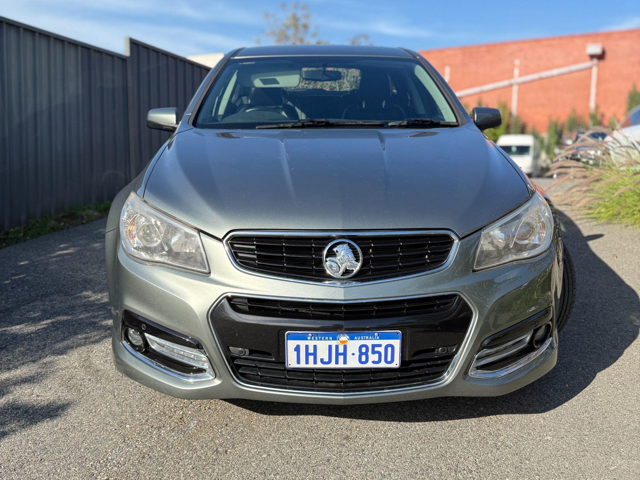 HOLDEN COMMODORE