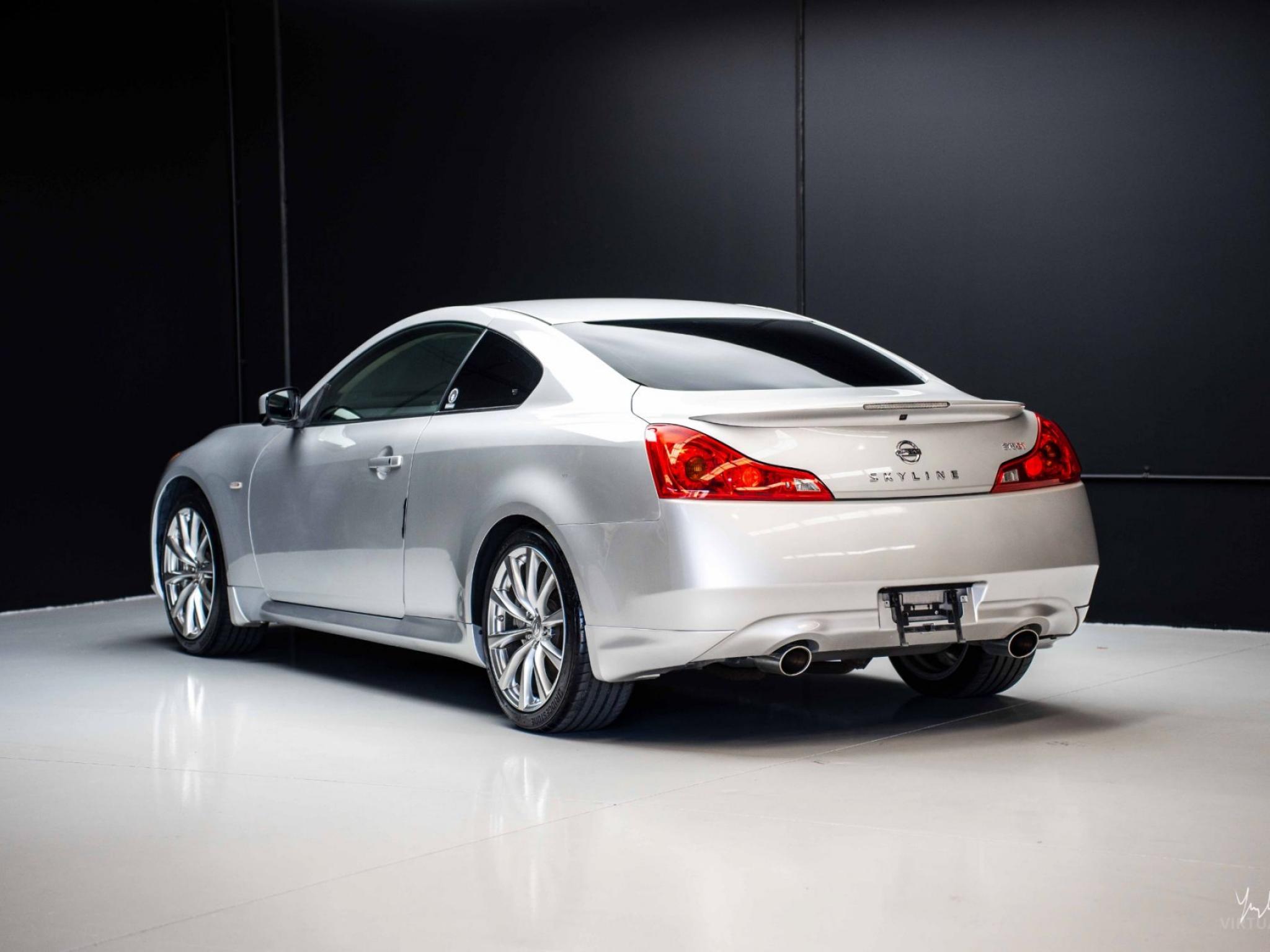 NISSAN SKYLINE 370GT TYPE S
