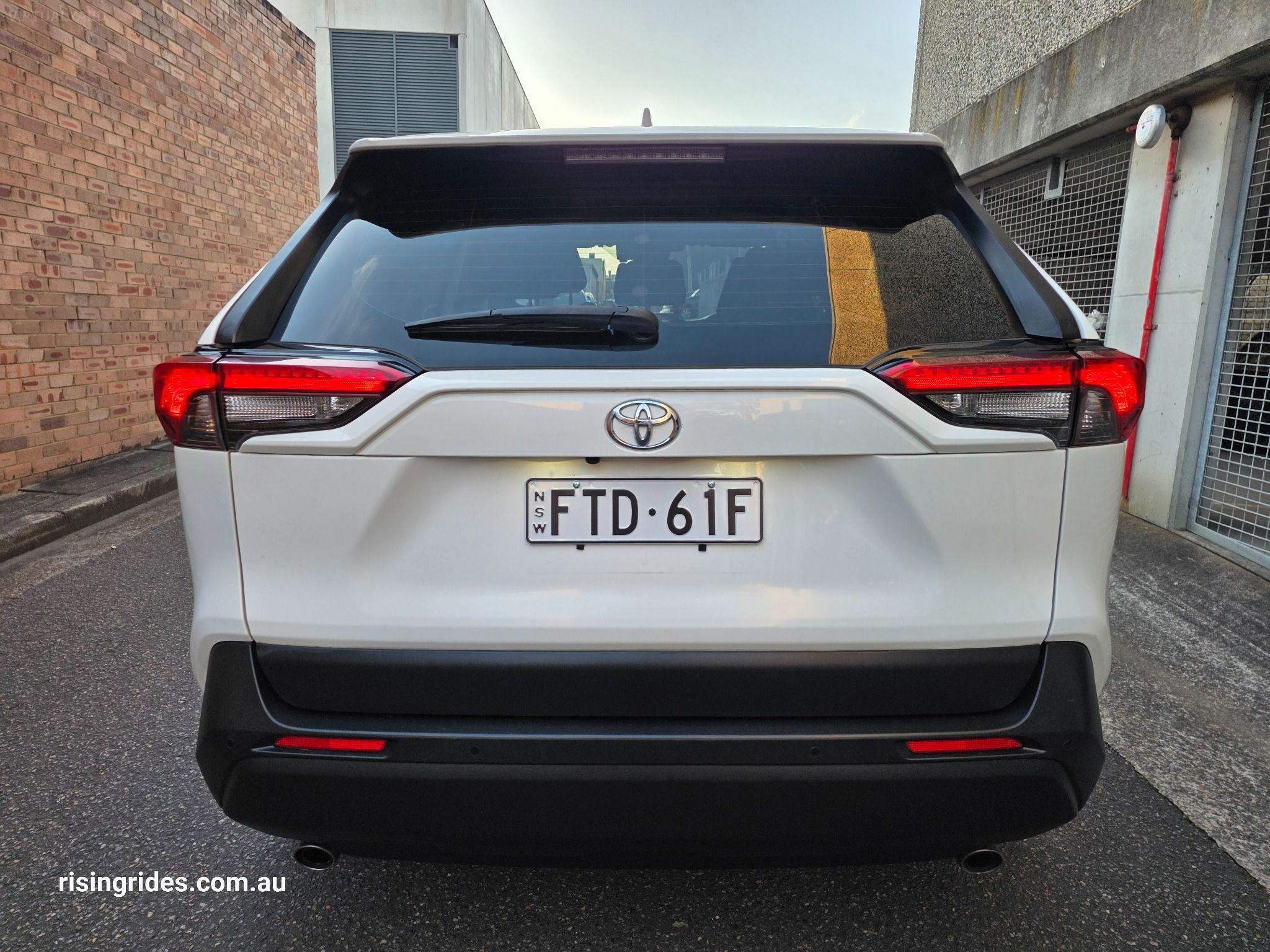TOYOTA RAV4