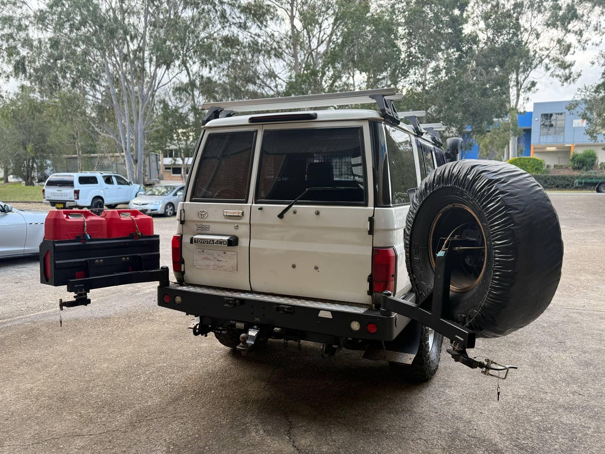 TOYOTA LANDCRUISER