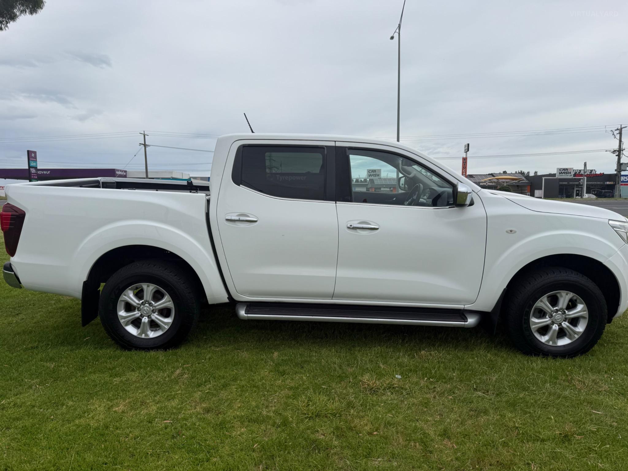 NISSAN NAVARA