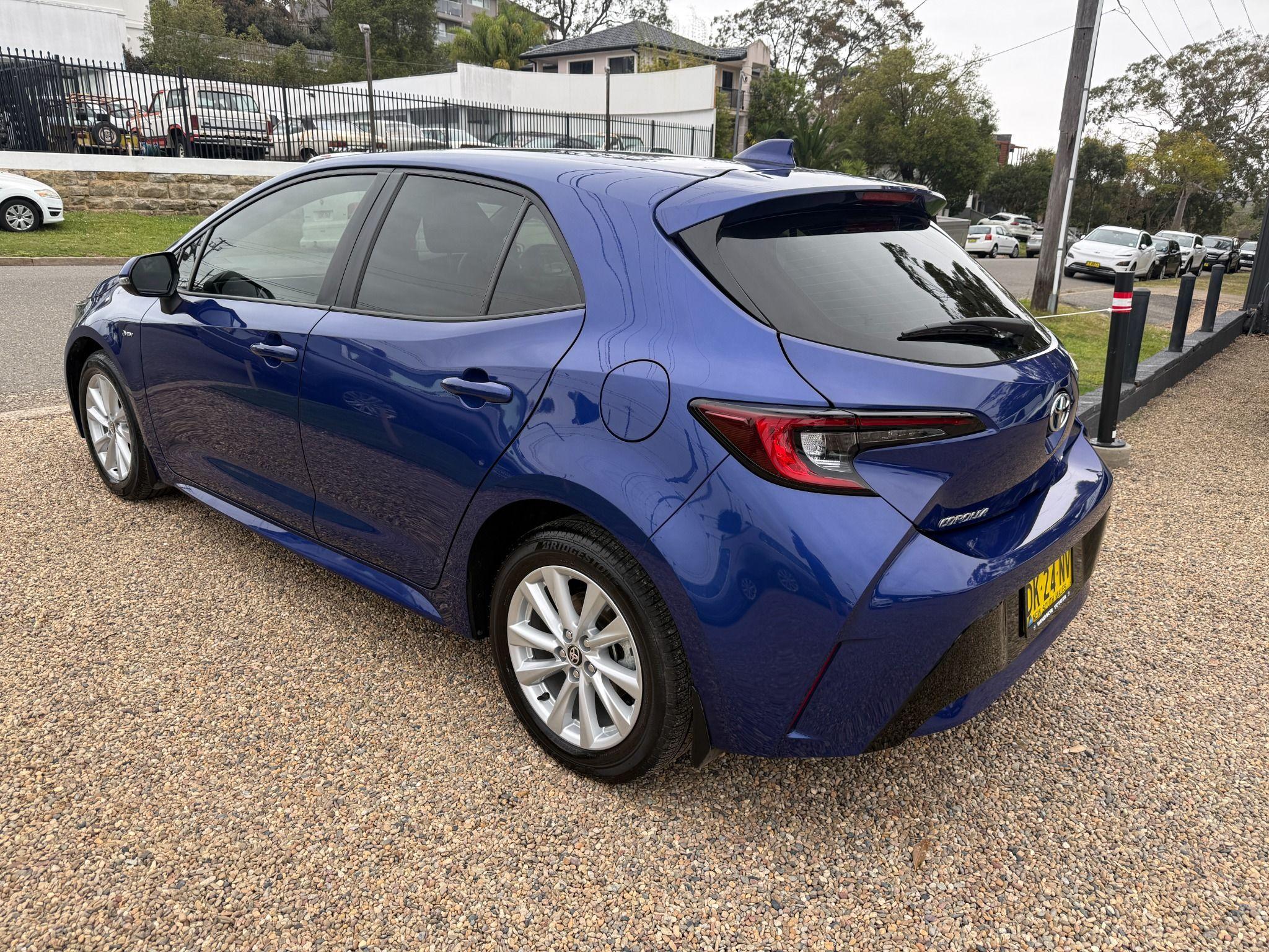 TOYOTA COROLLA