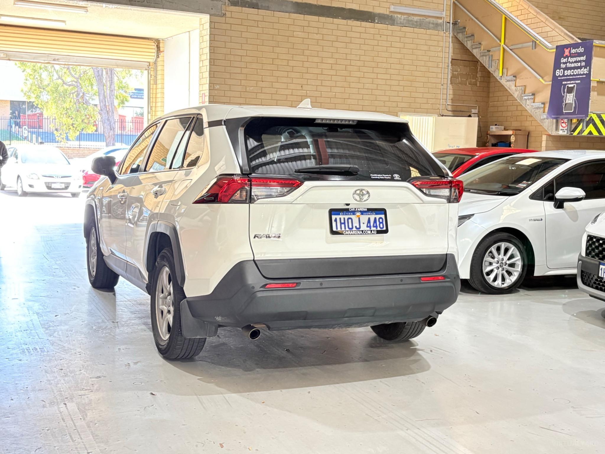 TOYOTA RAV4
