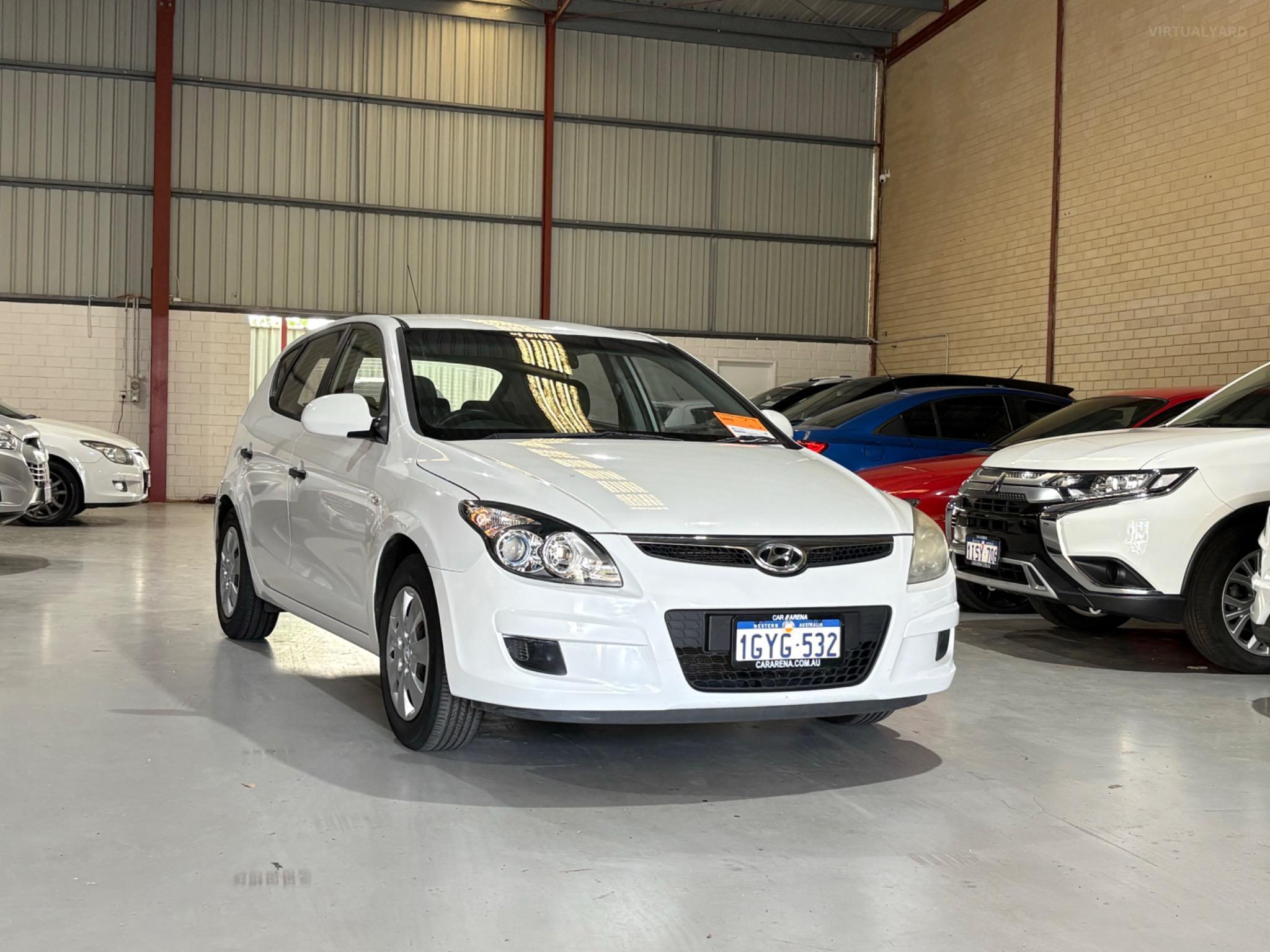 HYUNDAI i30