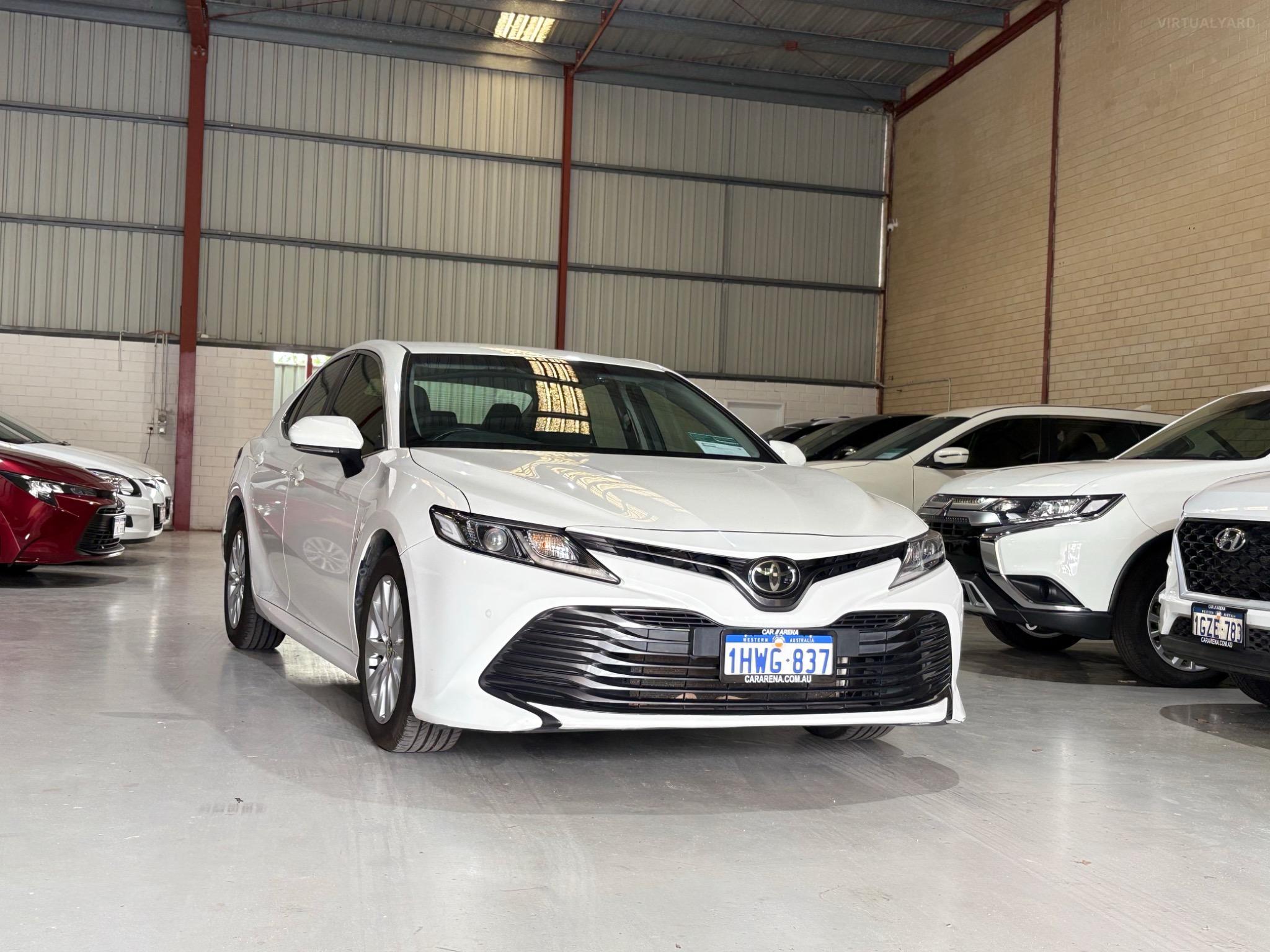 TOYOTA CAMRY