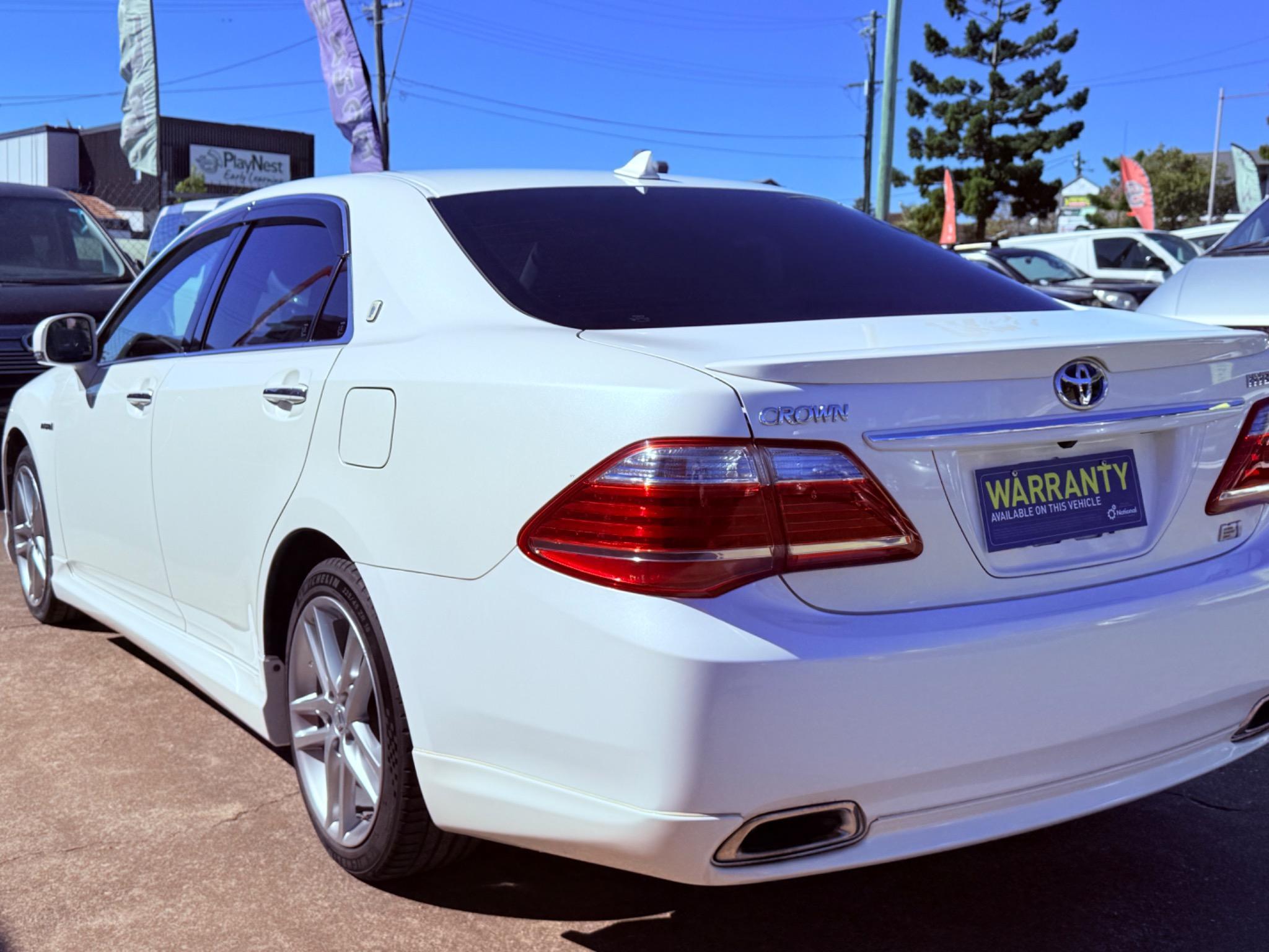 TOYOTA CROWN