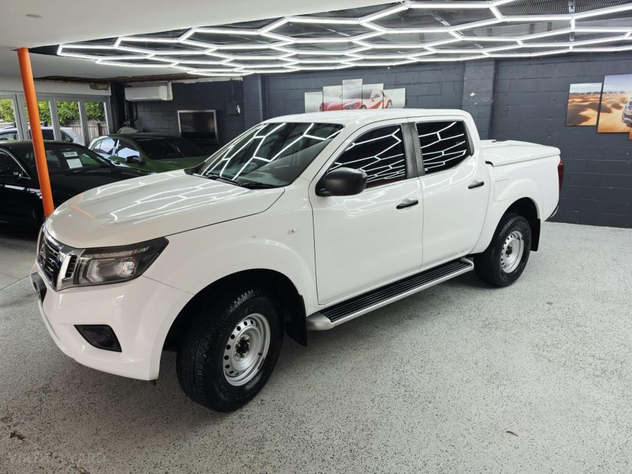 NISSAN NAVARA