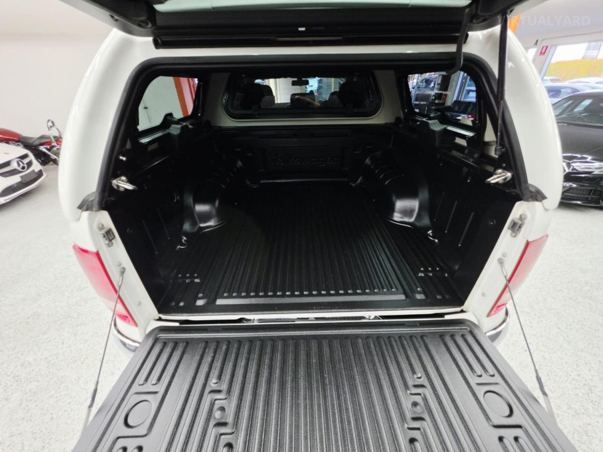 VOLKSWAGEN AMAROK