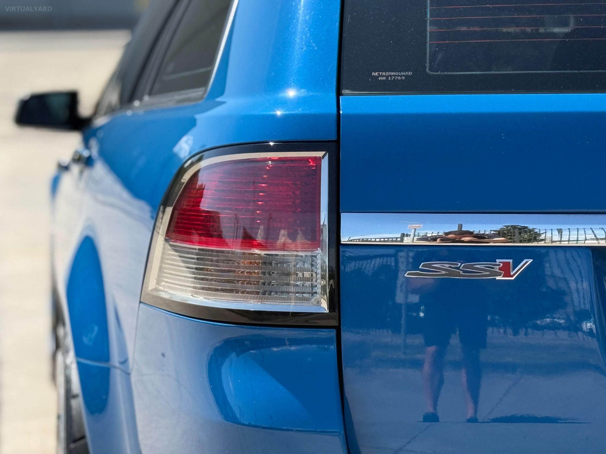 HOLDEN COMMODORE