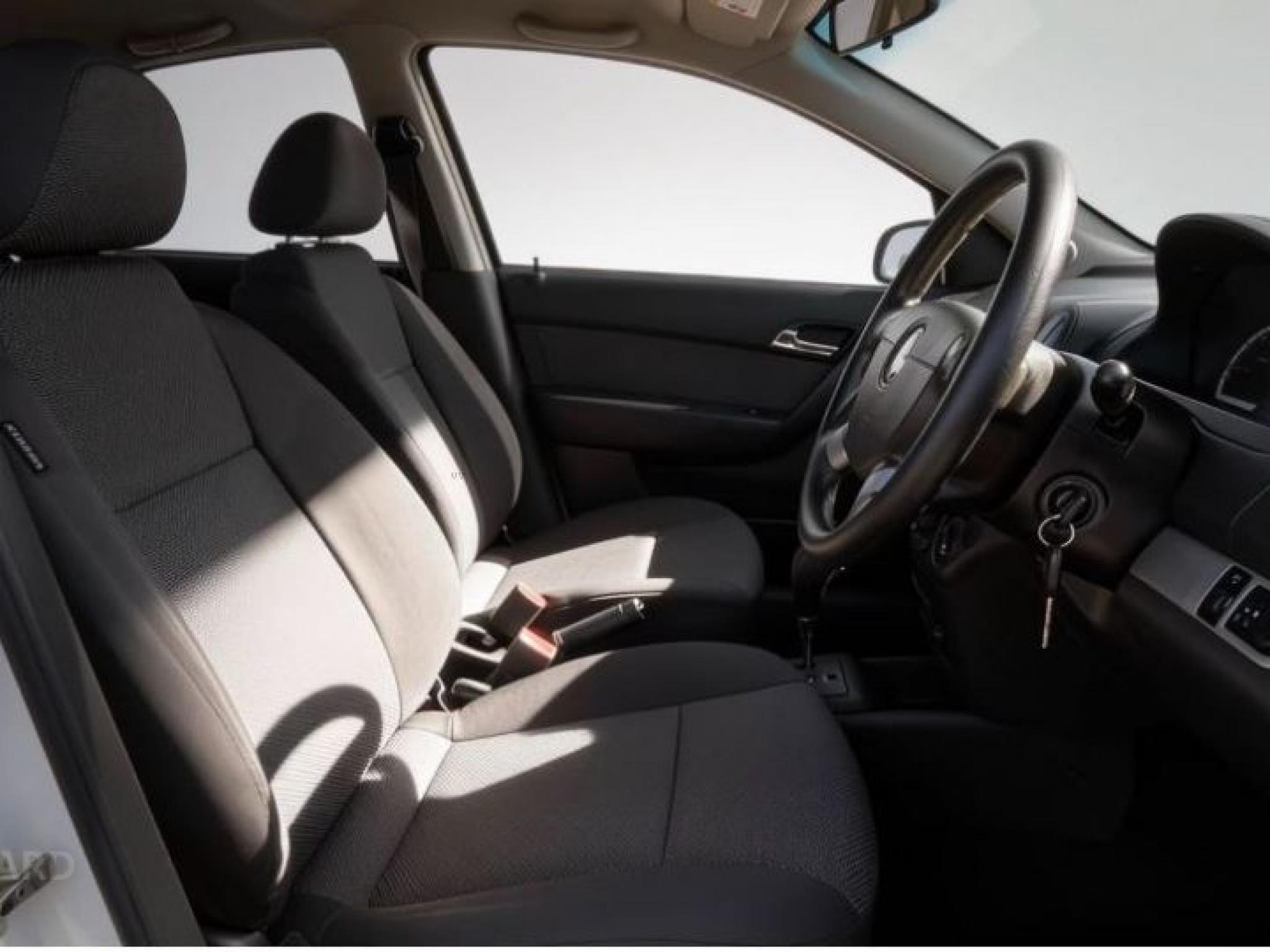 HOLDEN BARINA