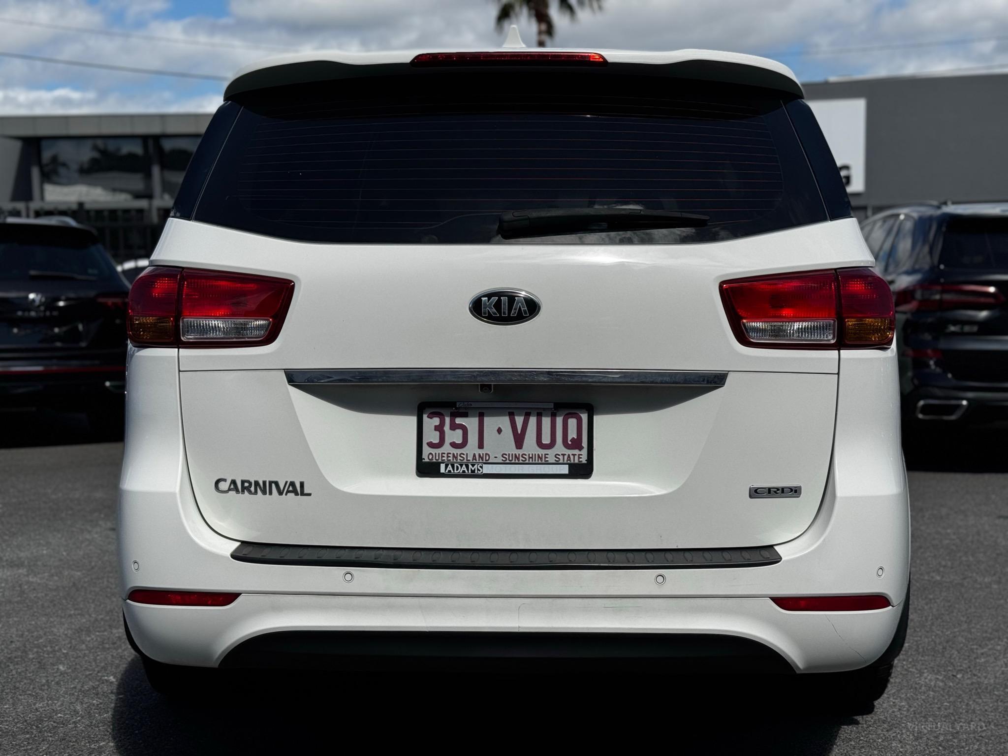 Kia Carnival