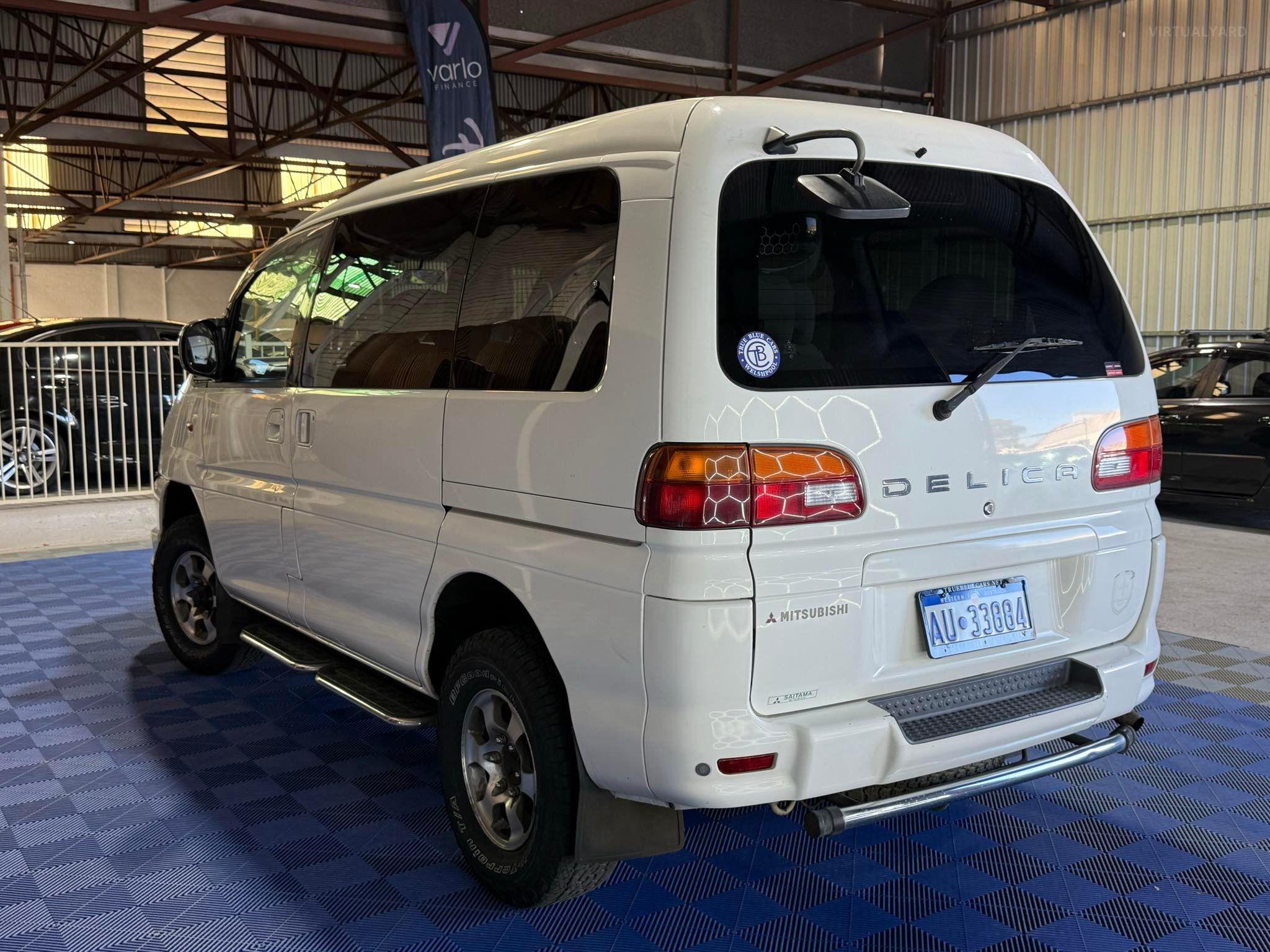 MITSUBISHI DELICA