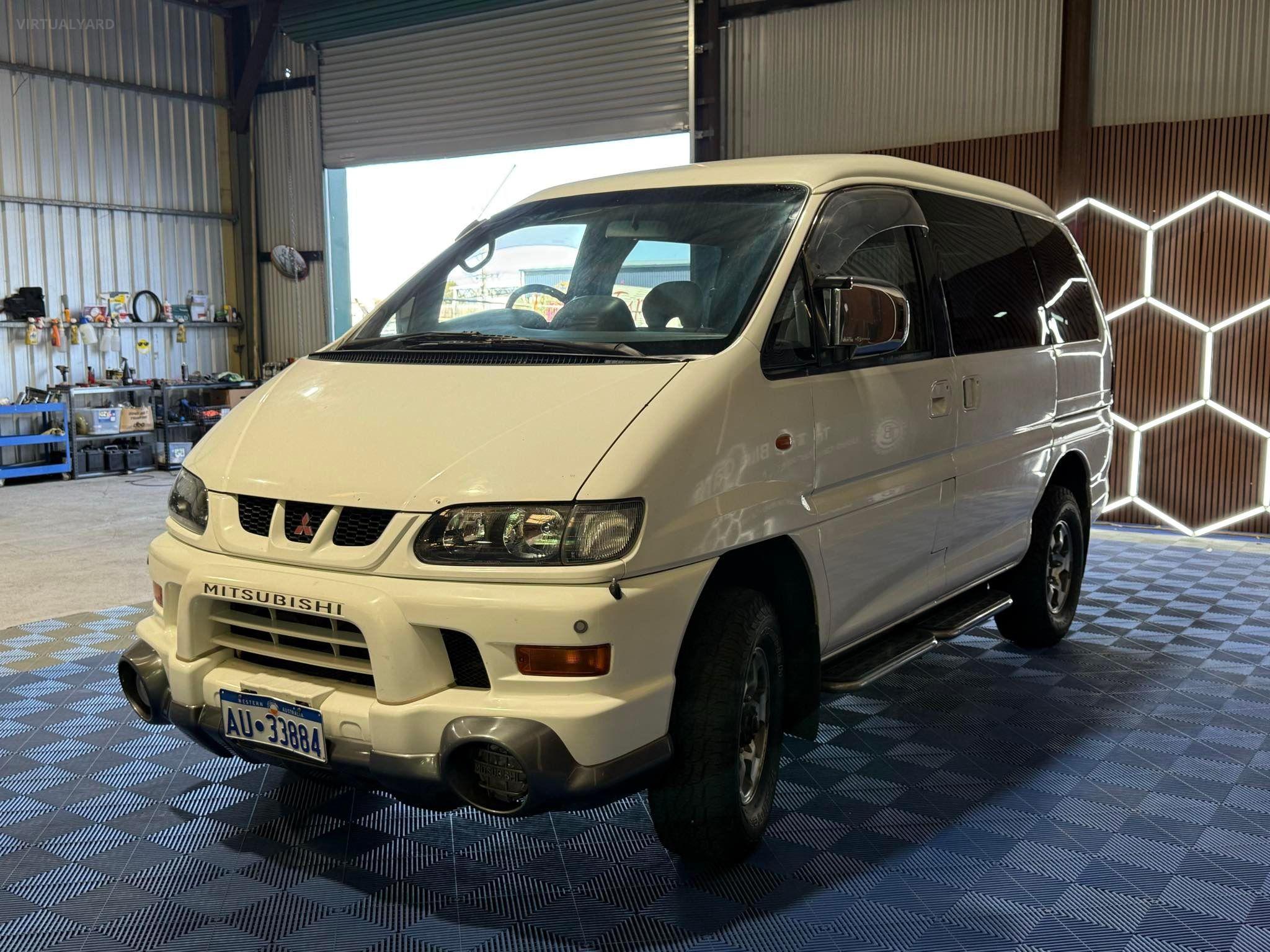MITSUBISHI DELICA