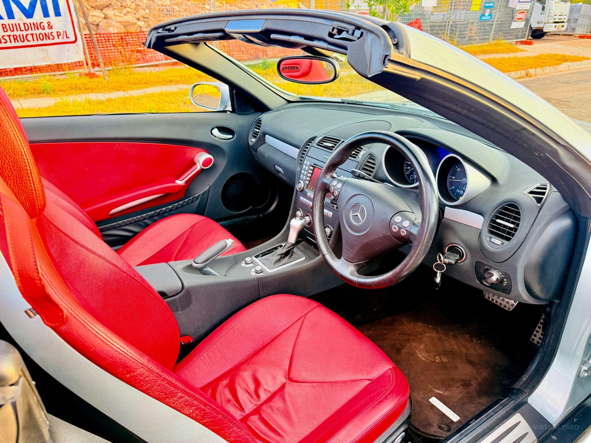 MERCEDES-BENZ SLK350