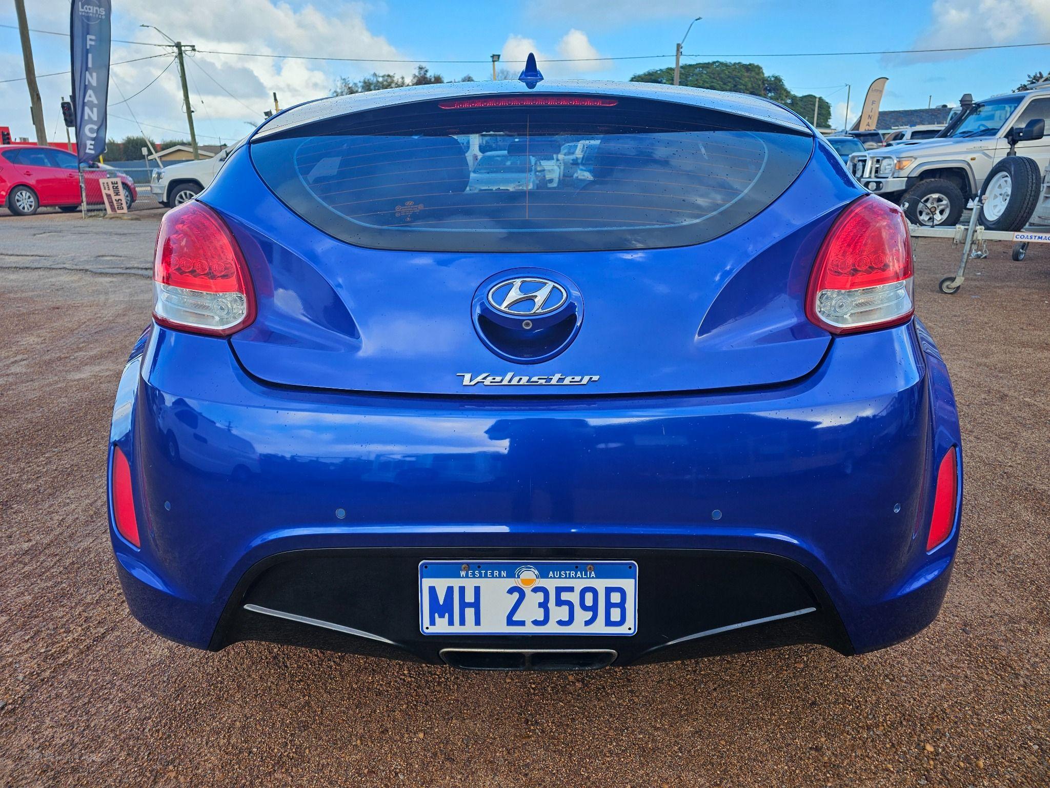 HYUNDAI VELOSTER