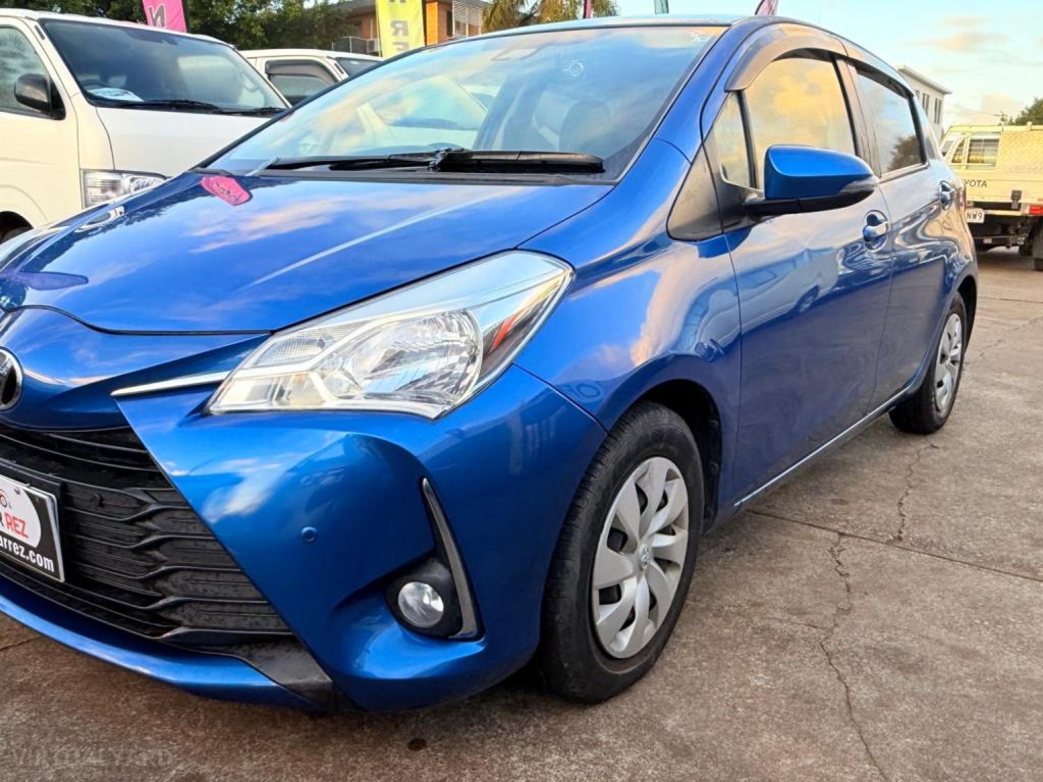 TOYOTA VITZ