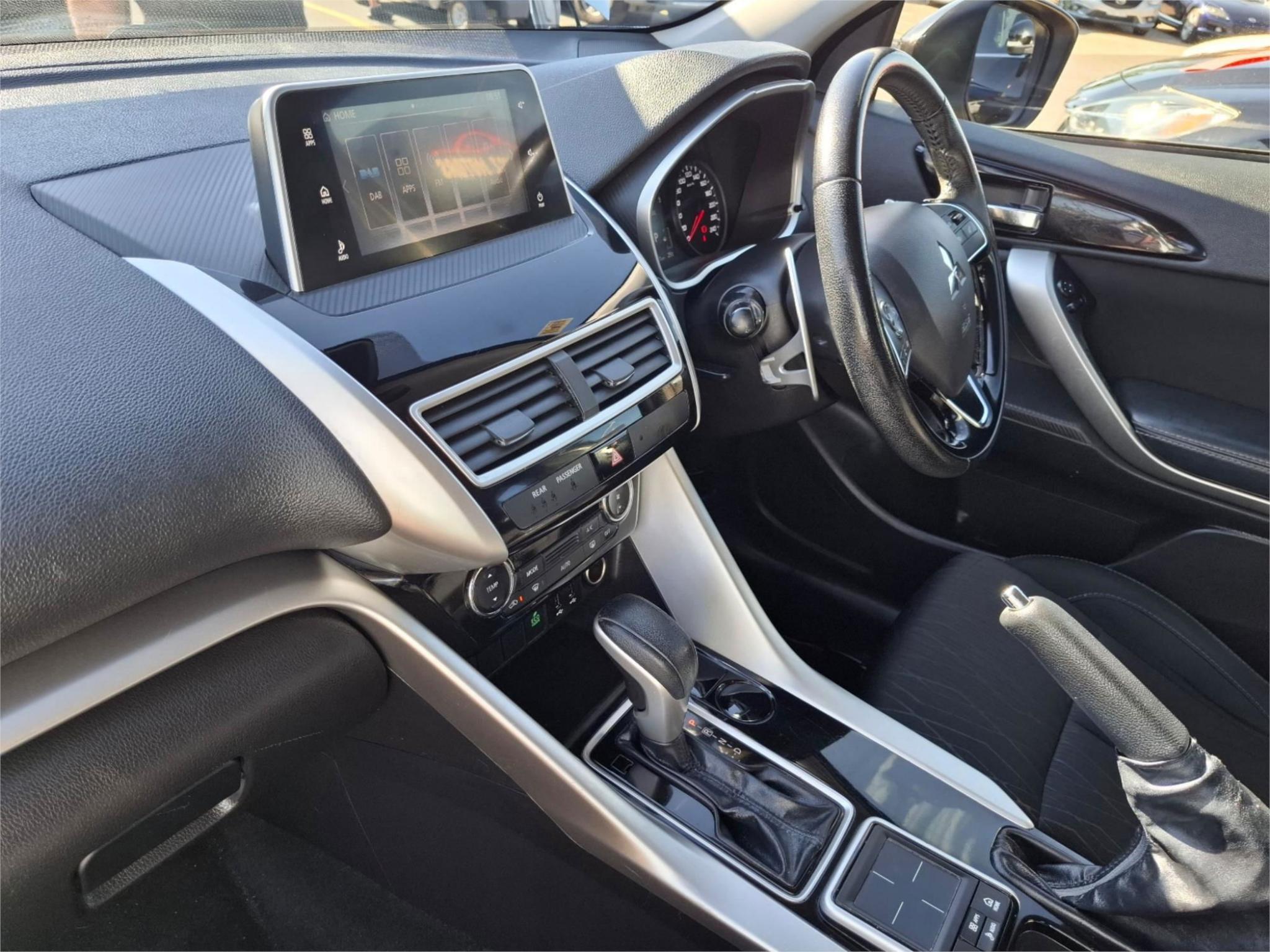 2018 MITSUBISHI ECLIPSE CROSS YA ES WAGON 5DR CVT 8SP 2WD 1.5T [MY19] image 20