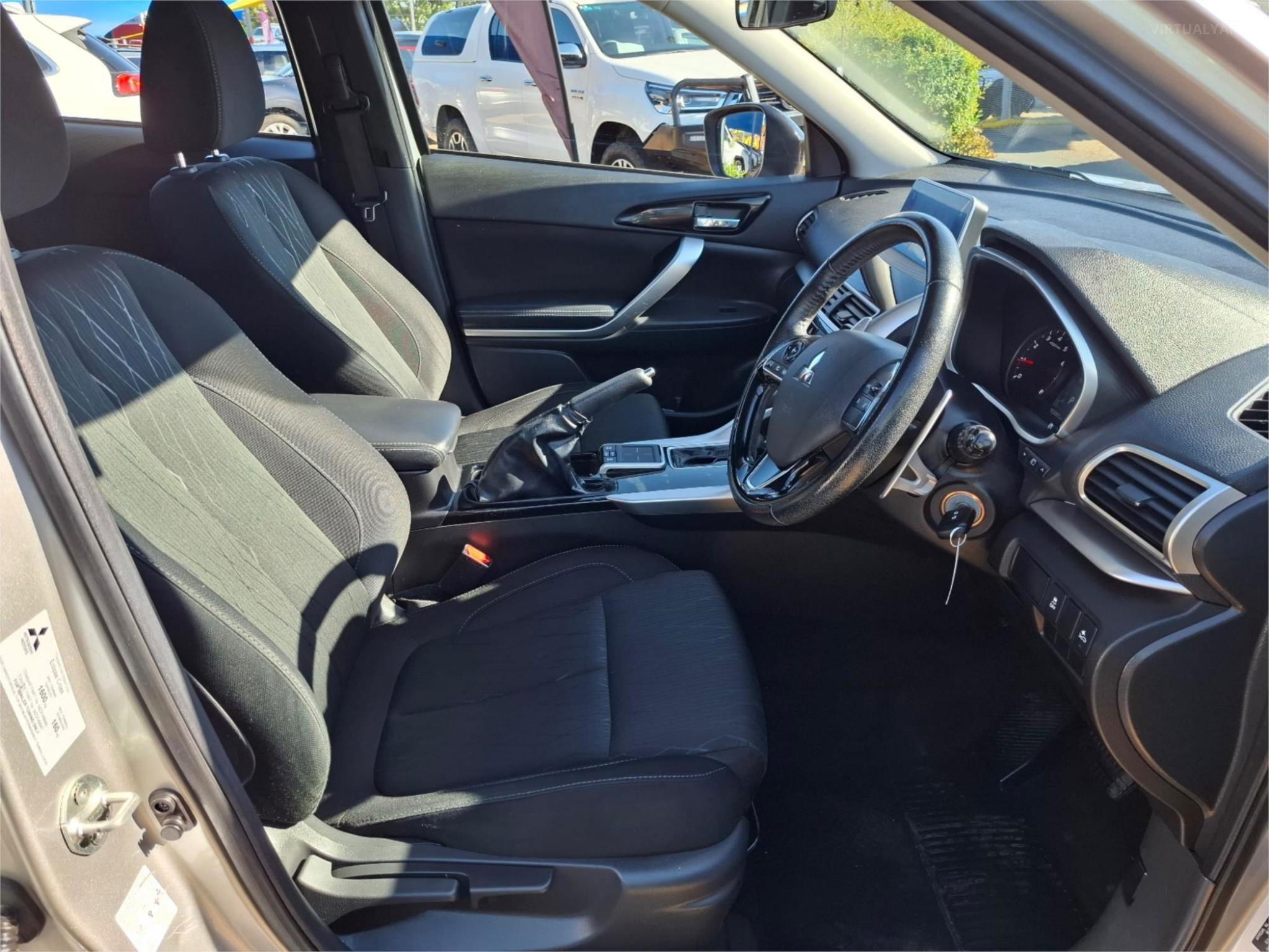 2018 MITSUBISHI ECLIPSE CROSS YA ES WAGON 5DR CVT 8SP 2WD 1.5T [MY19] image 10