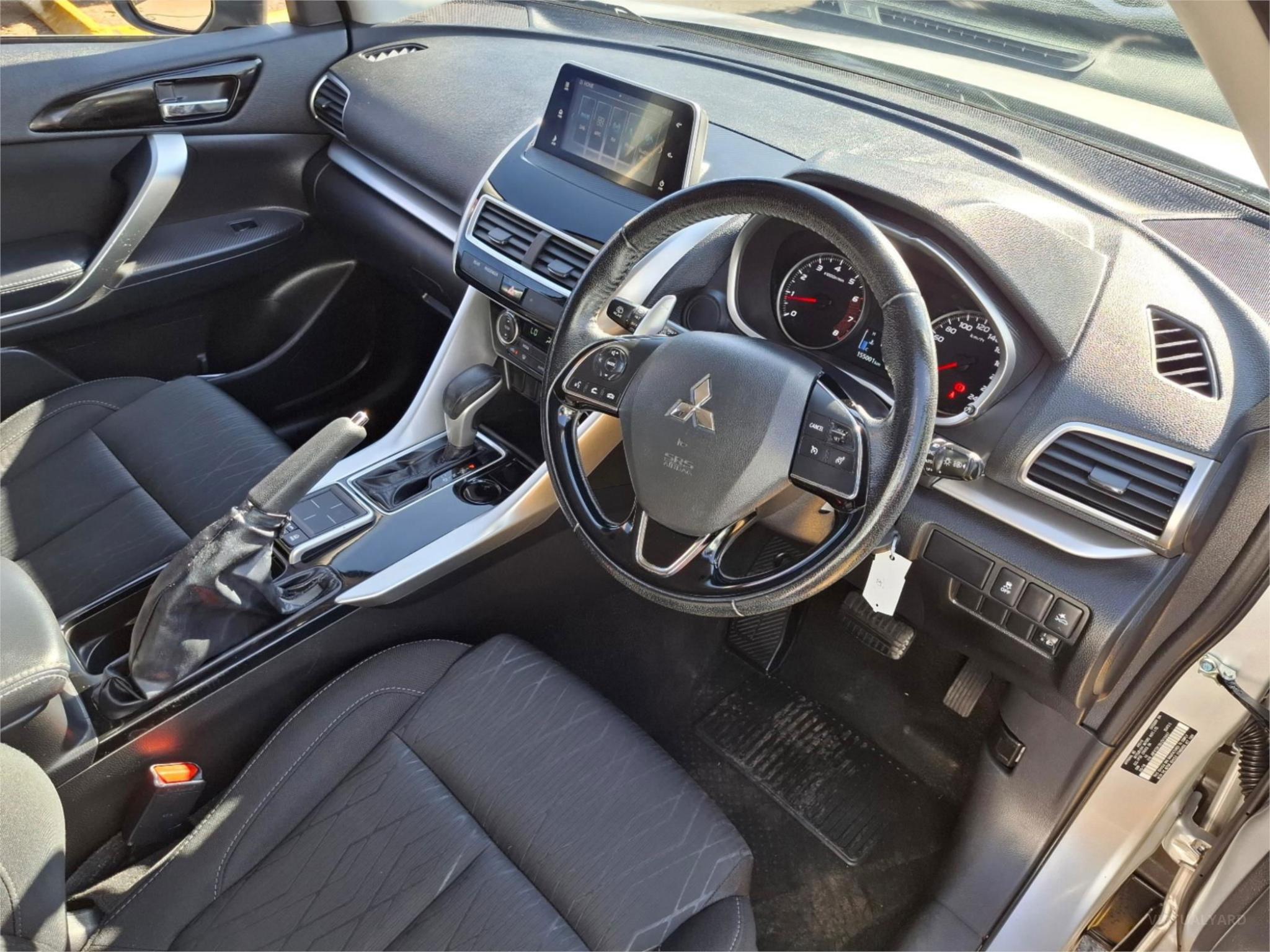 2018 MITSUBISHI ECLIPSE CROSS YA ES WAGON 5DR CVT 8SP 2WD 1.5T [MY19] image 9