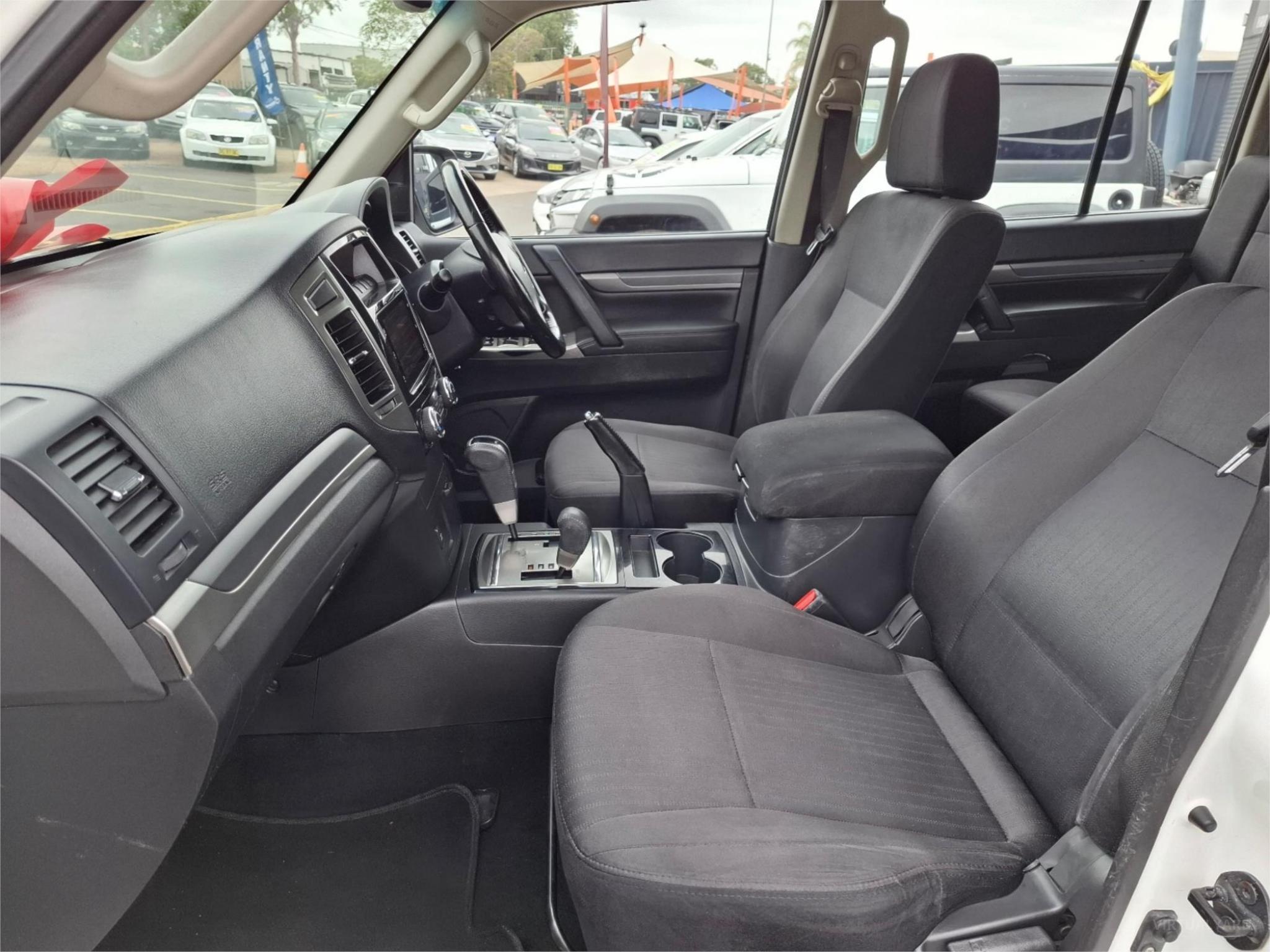 2021 MITSUBISHI PAJERO NX GLX WAGON 7ST 5DR SPTS AUTO 5SP 4X4 3.2DT [MY21] image 21