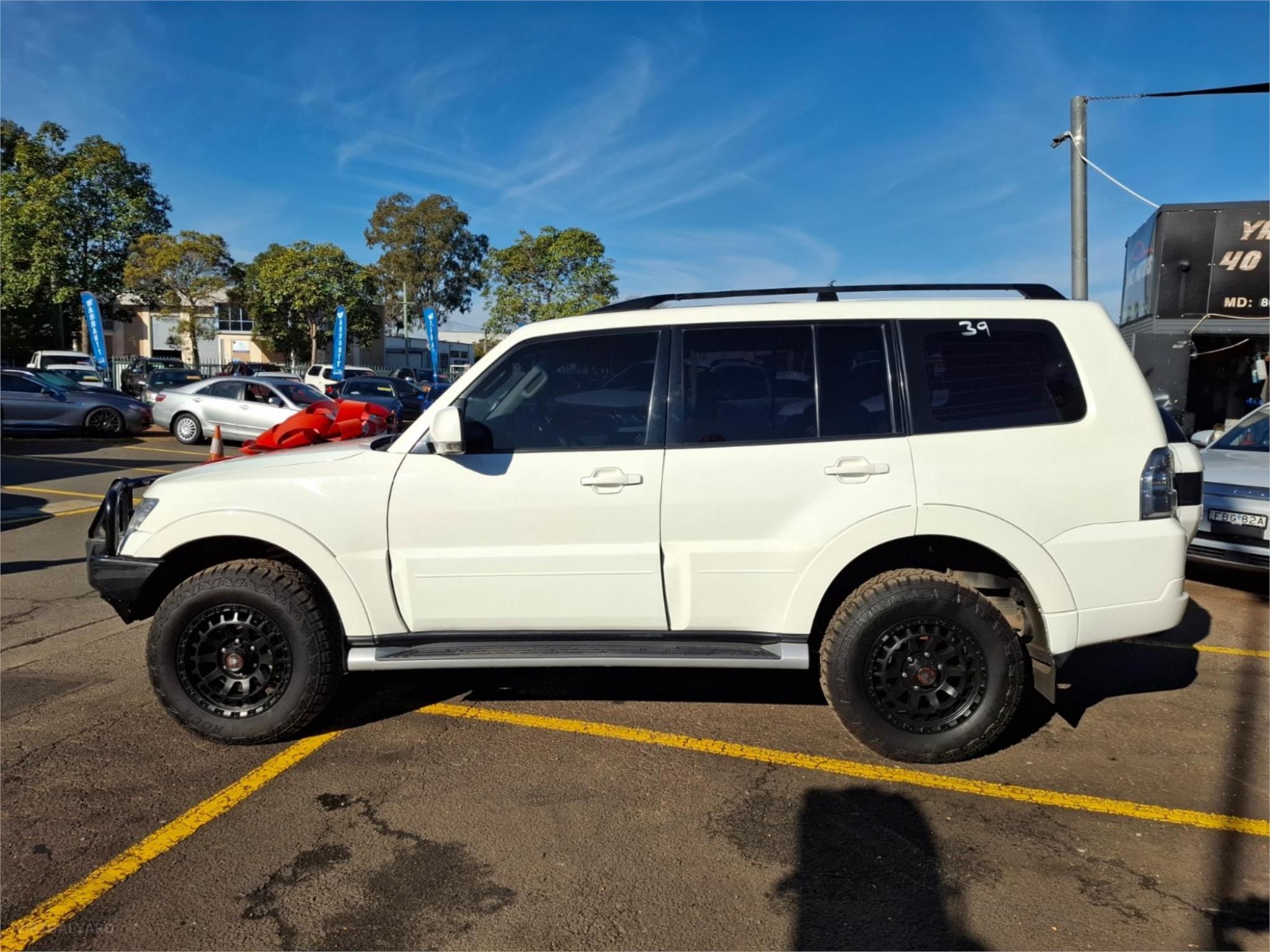 2021 MITSUBISHI PAJERO NX GLX WAGON 7ST 5DR SPTS AUTO 5SP 4X4 3.2DT [MY21] image 4