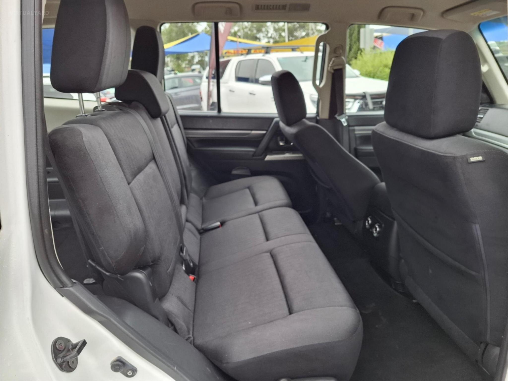 2021 MITSUBISHI PAJERO NX GLX WAGON 7ST 5DR SPTS AUTO 5SP 4X4 3.2DT [MY21] image 11