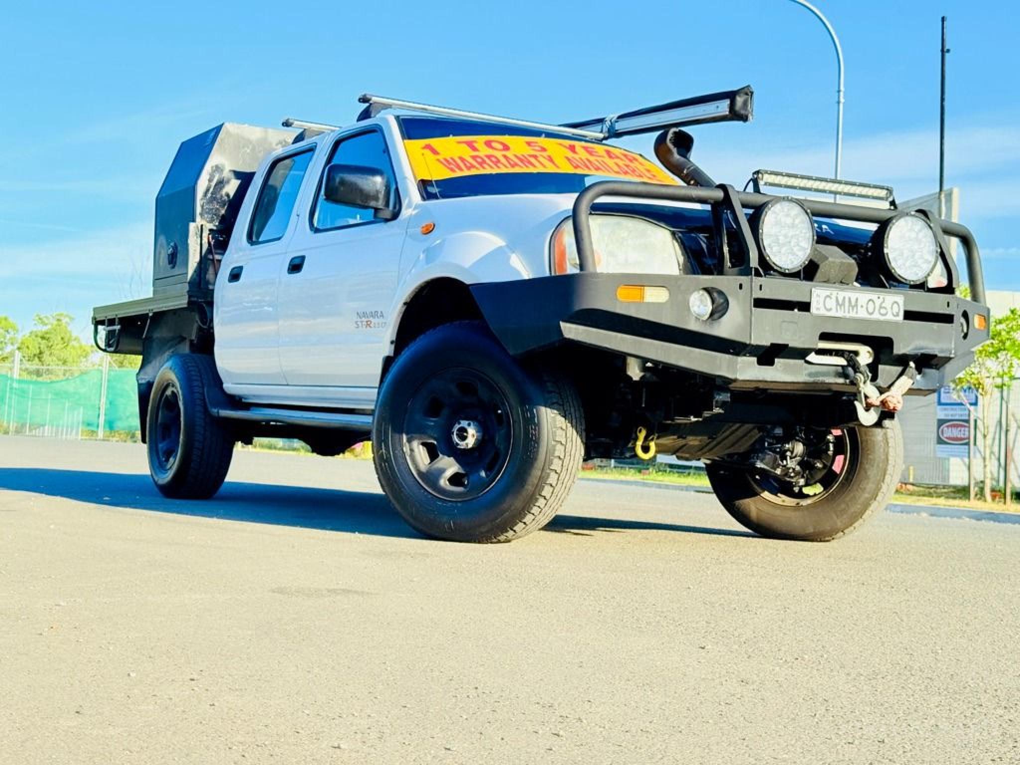 NISSAN NAVARA