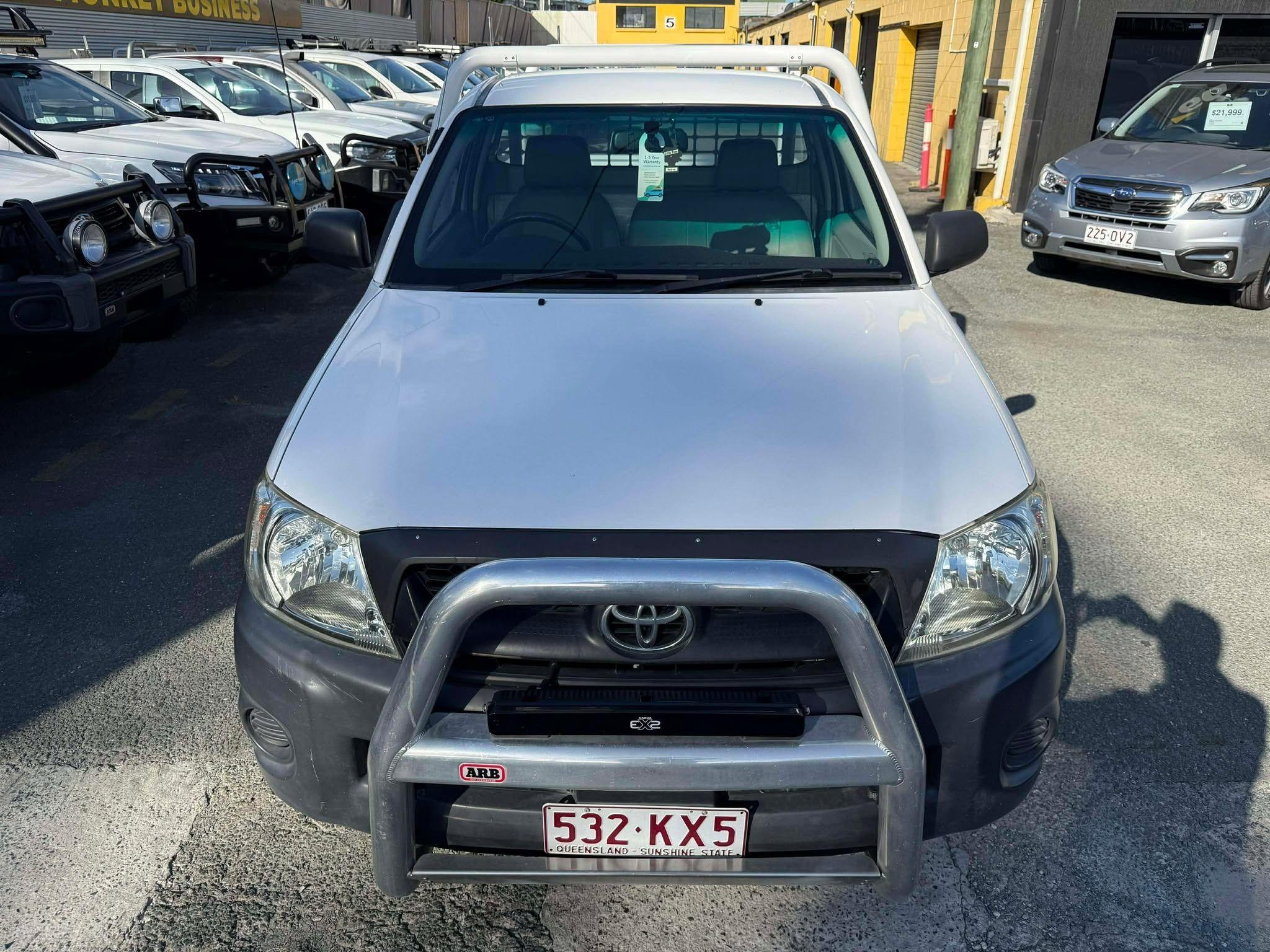 TOYOTA HILUX