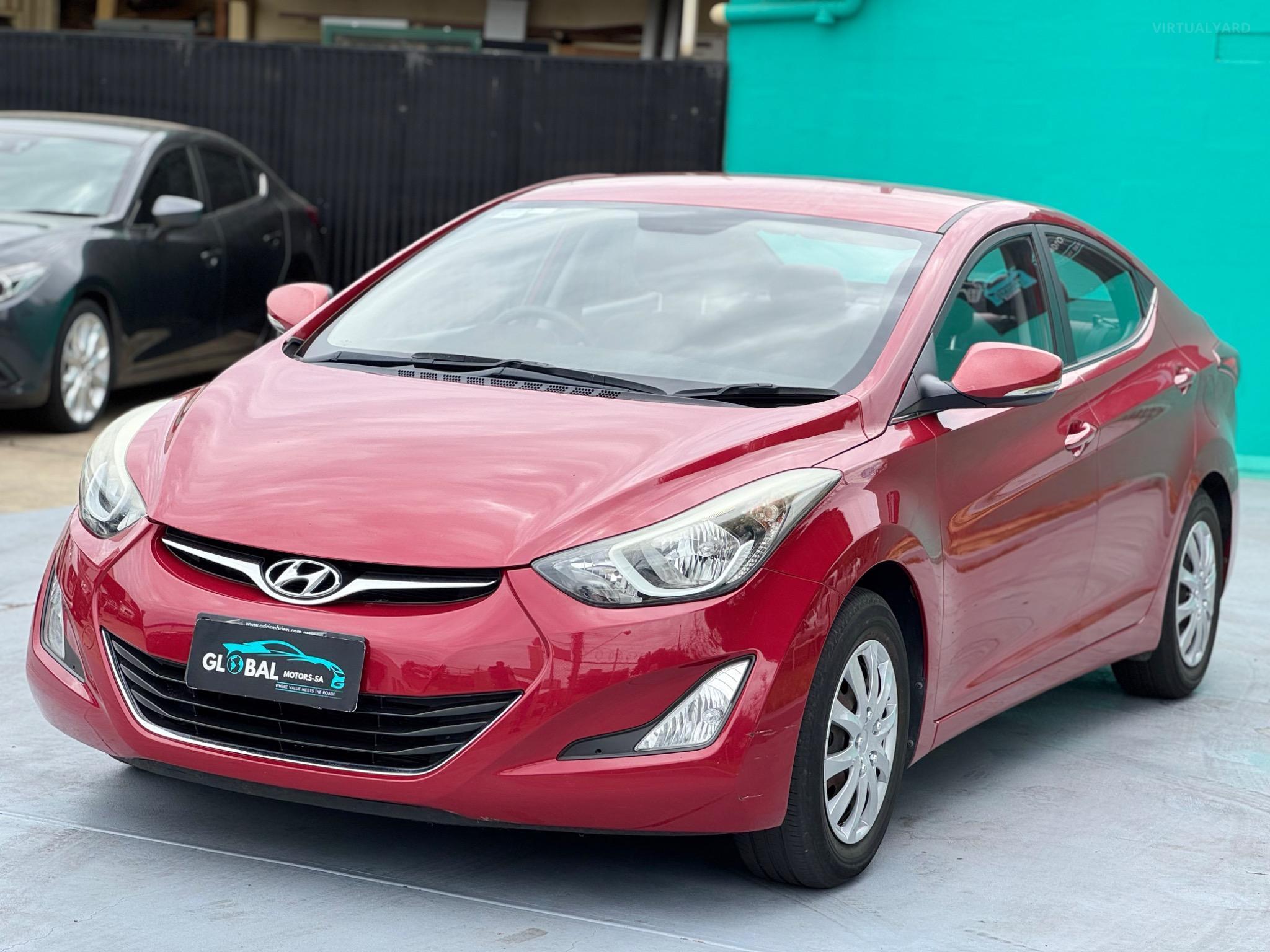 HYUNDAI ELANTRA