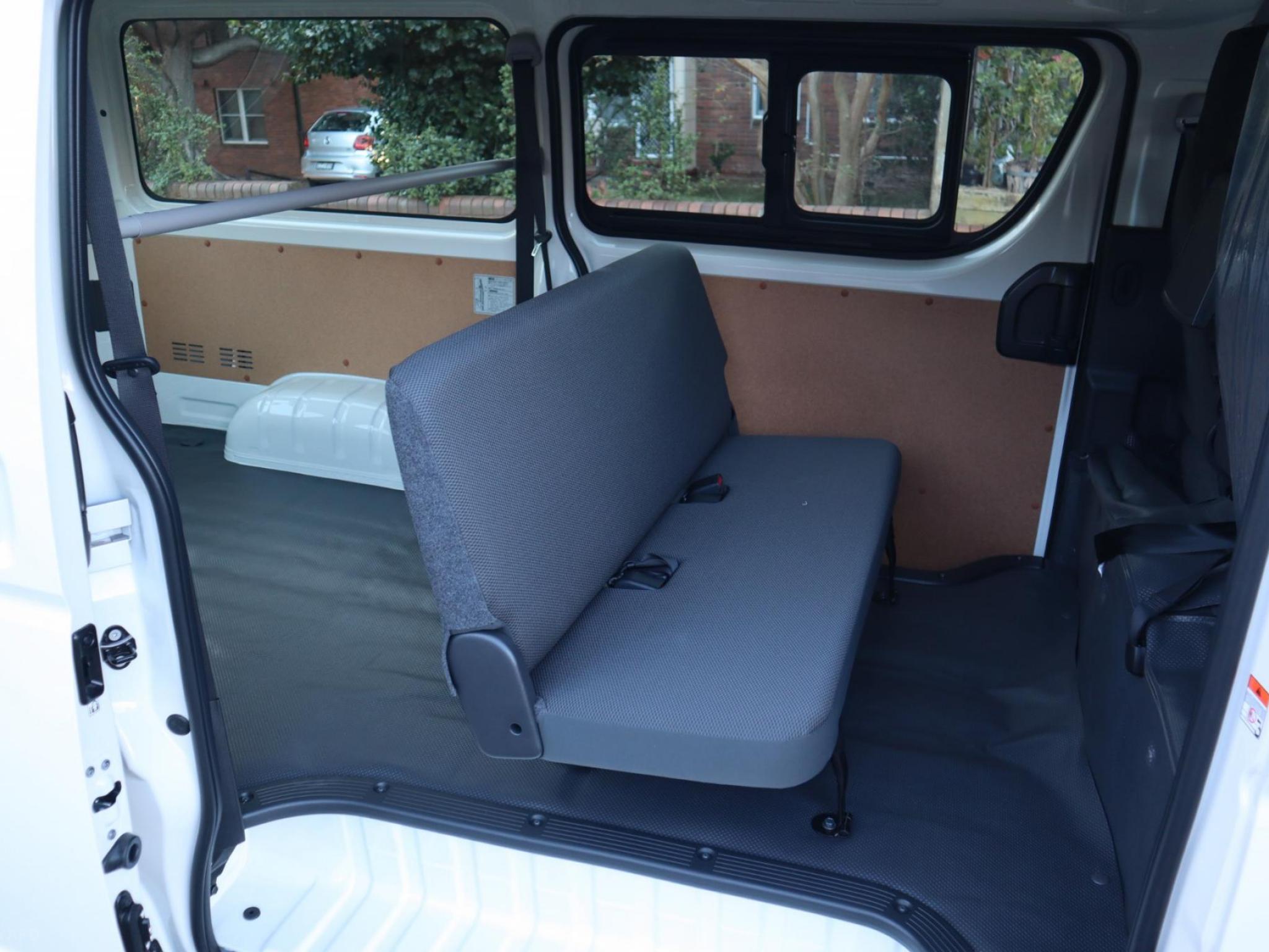 Toyota Hiace Crewman