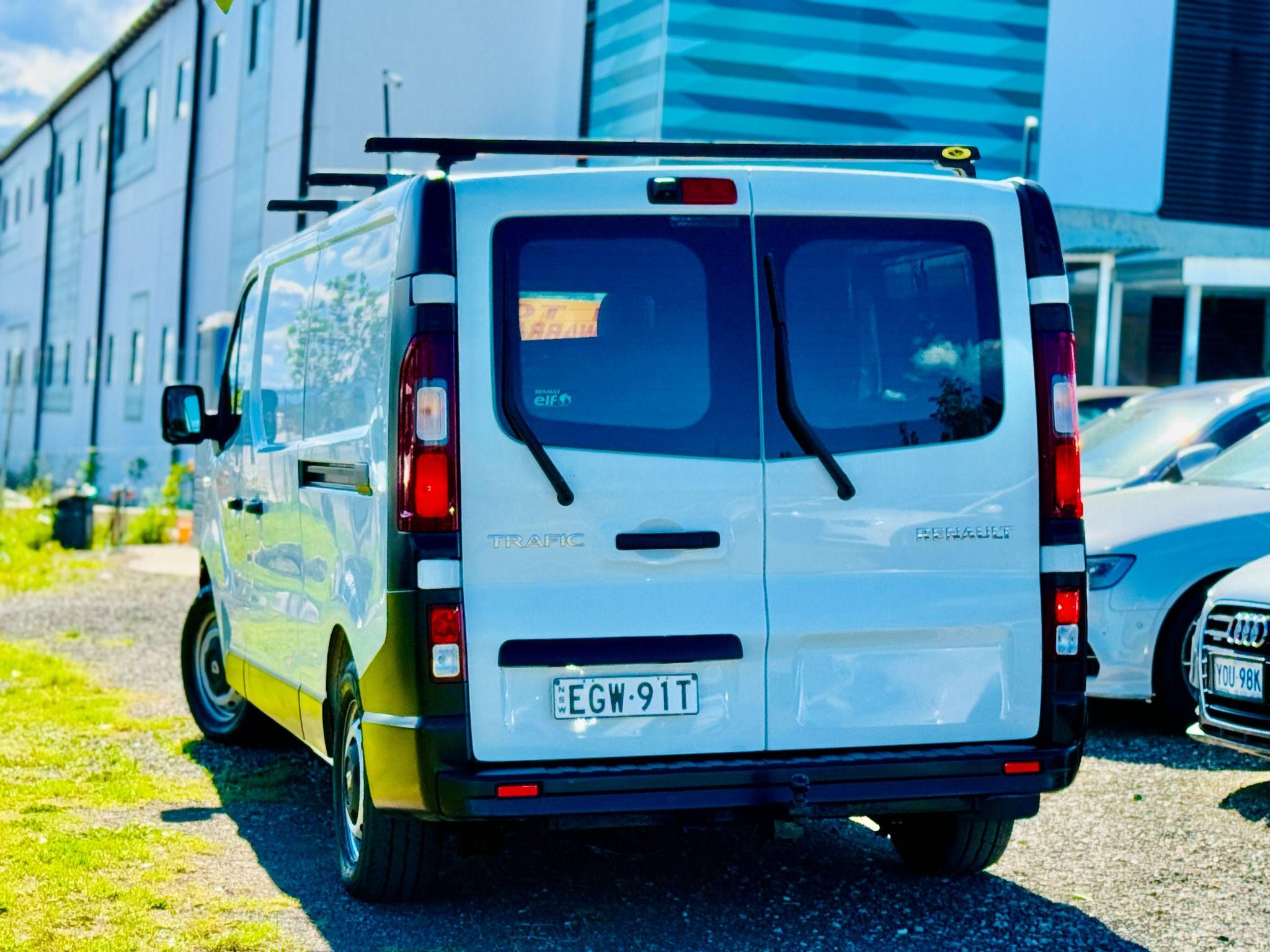 RENAULT TRAFIC