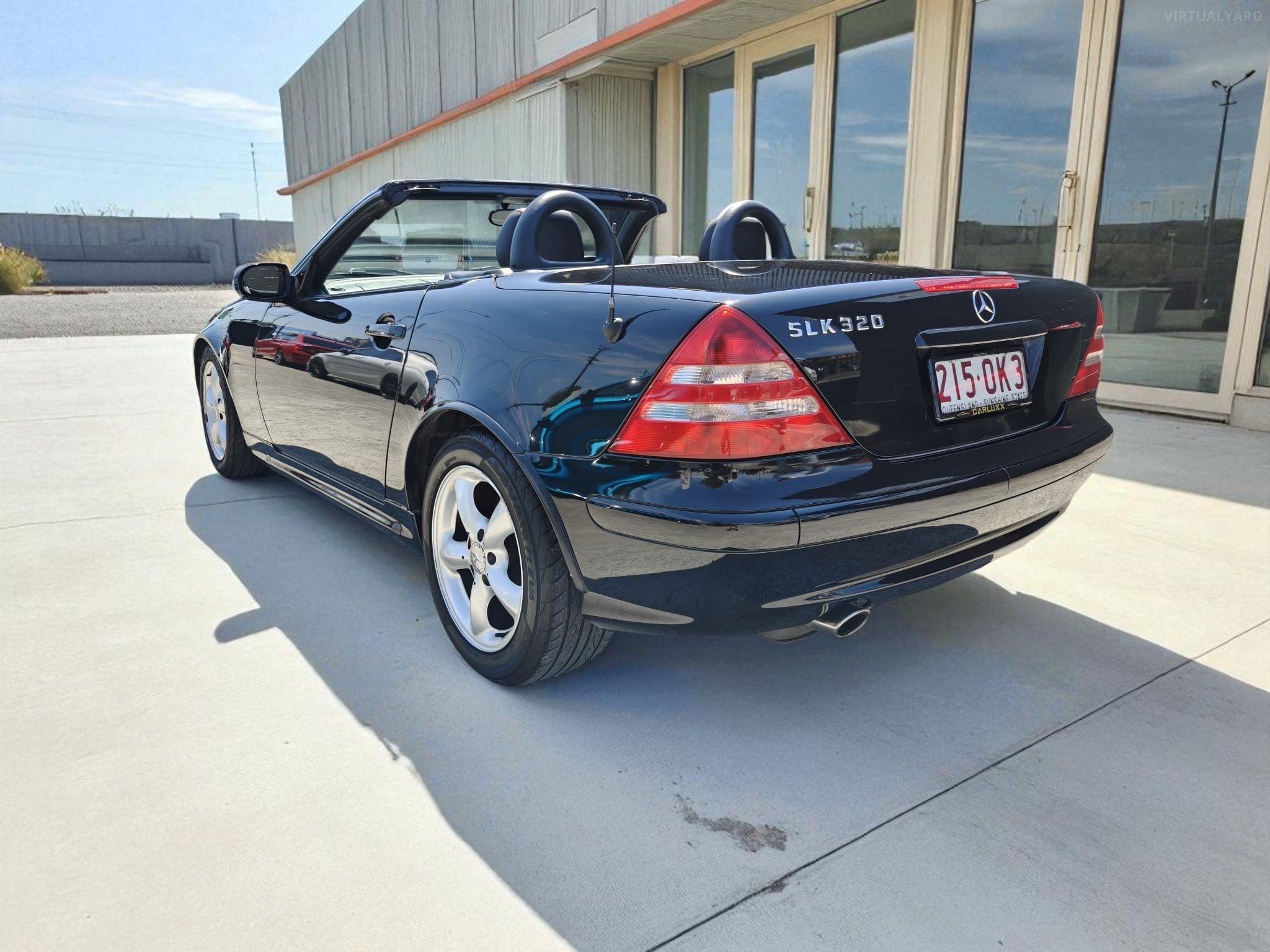 MERCEDES-BENZ SLK320