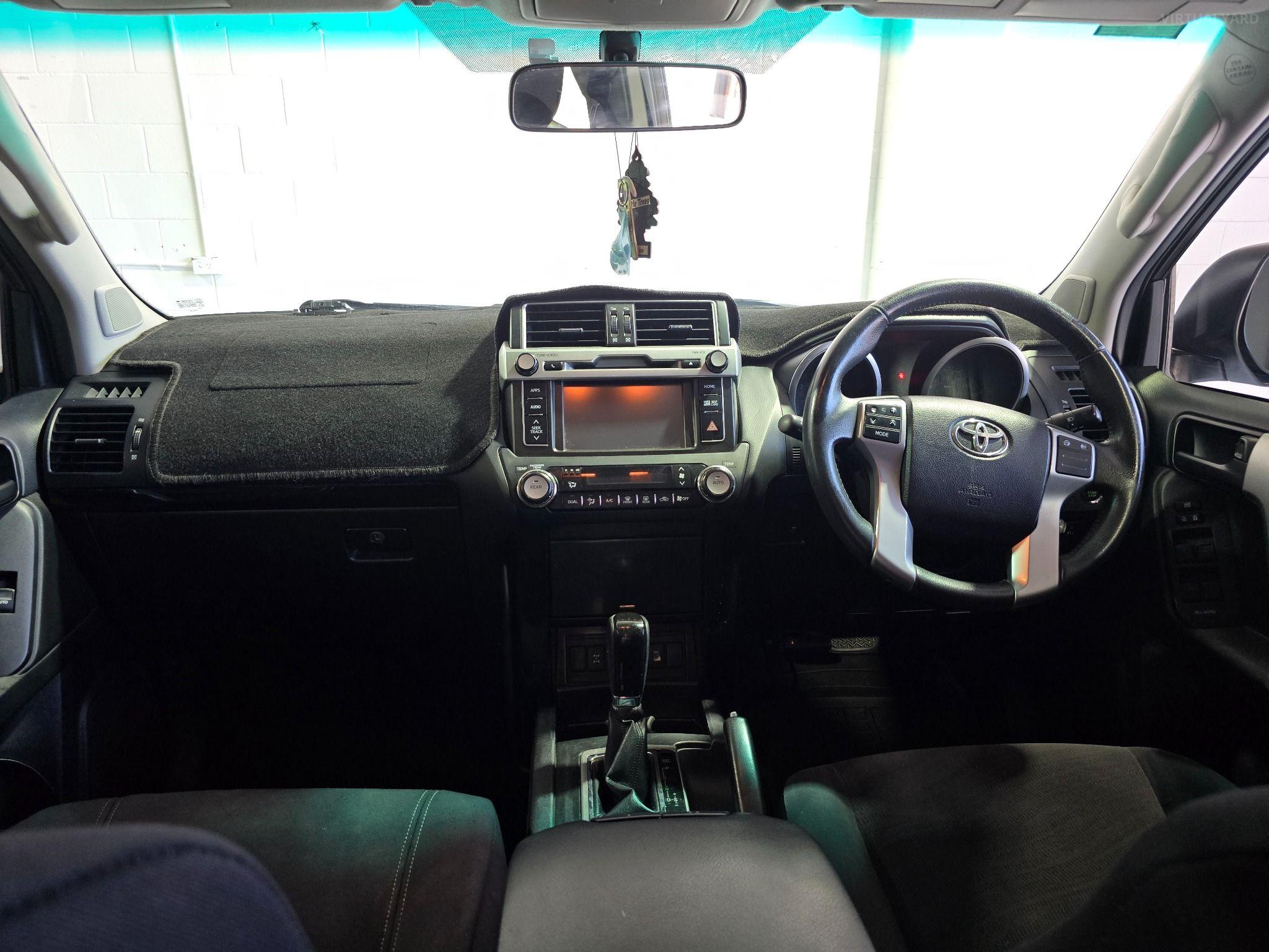 TOYOTA LANDCRUISER