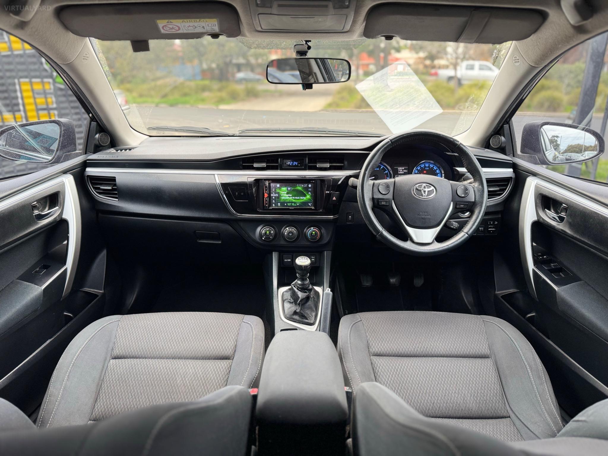 TOYOTA COROLLA