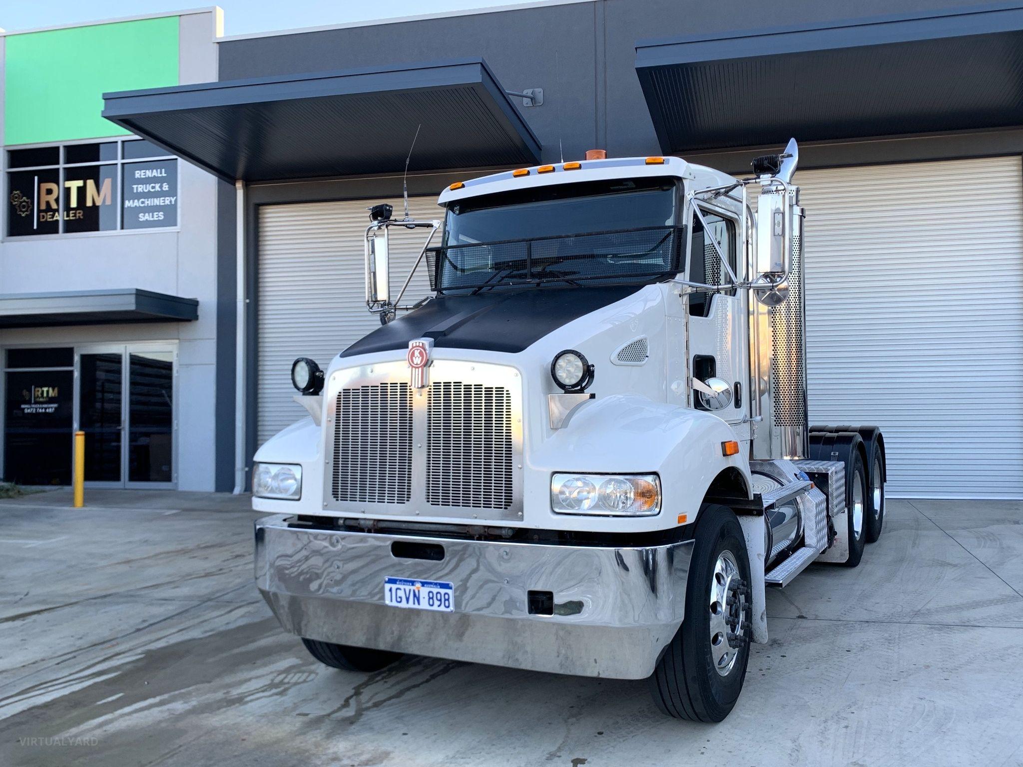 KENWORTH T359