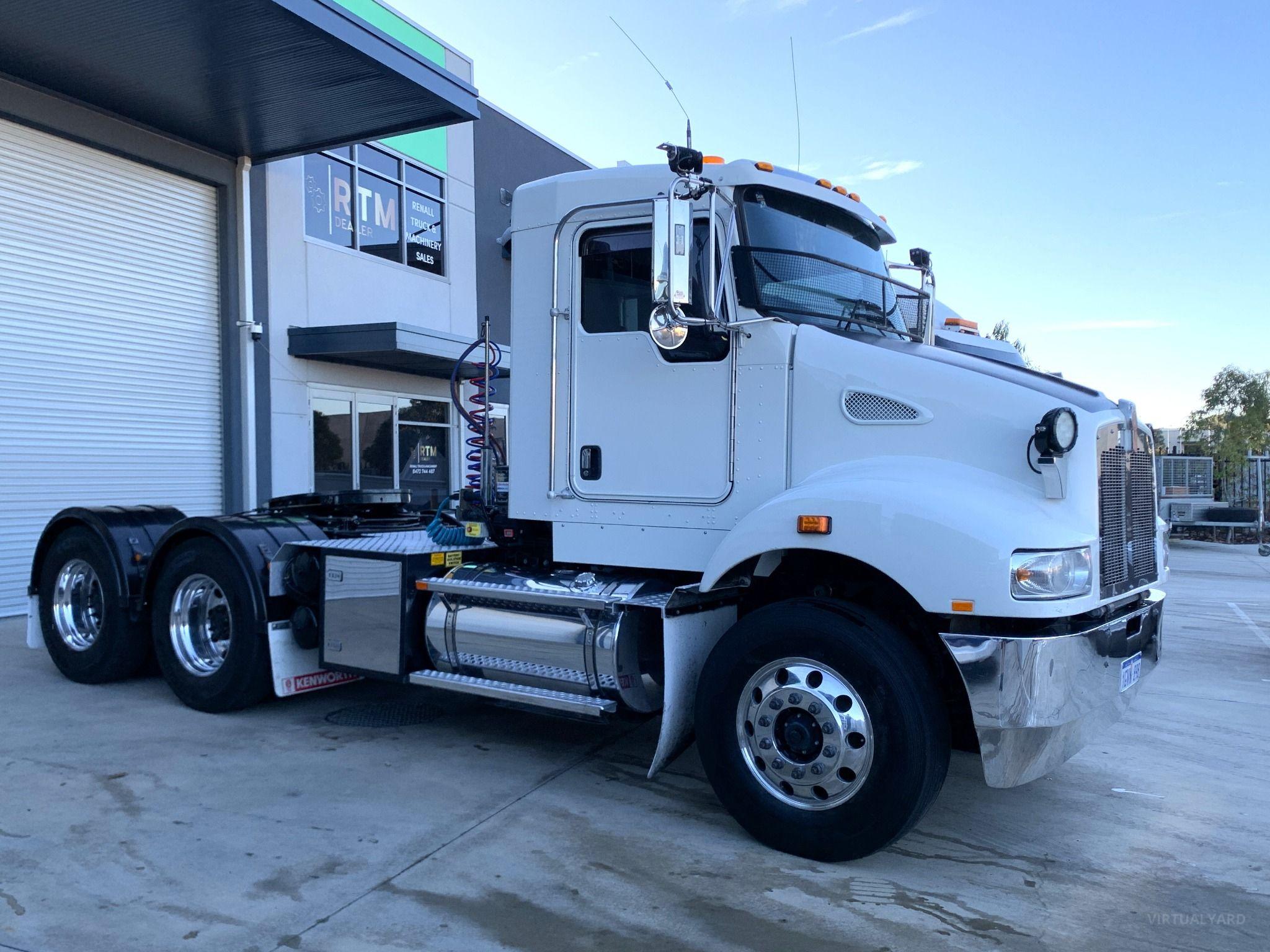 KENWORTH T359
