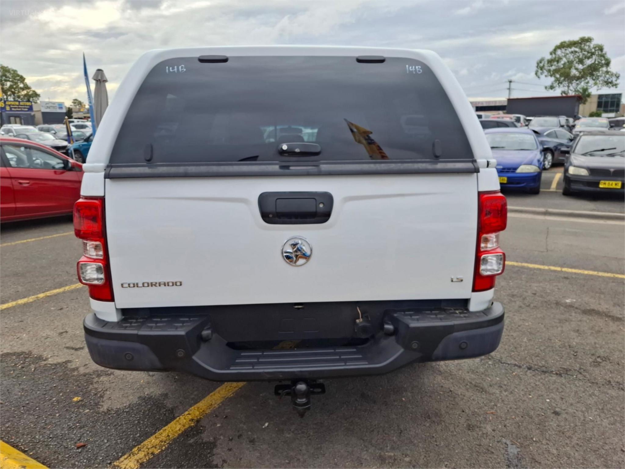HOLDEN COLORADO