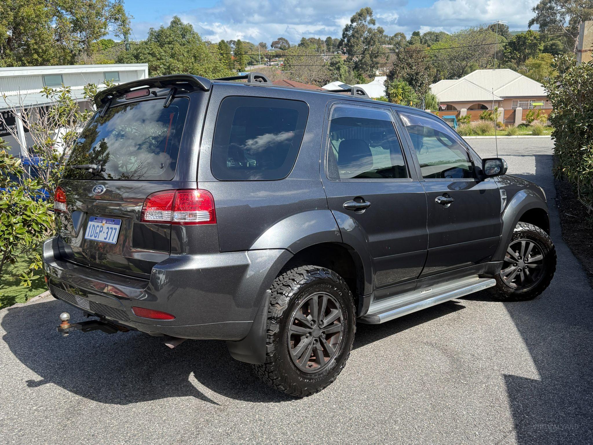 FORD ESCAPE